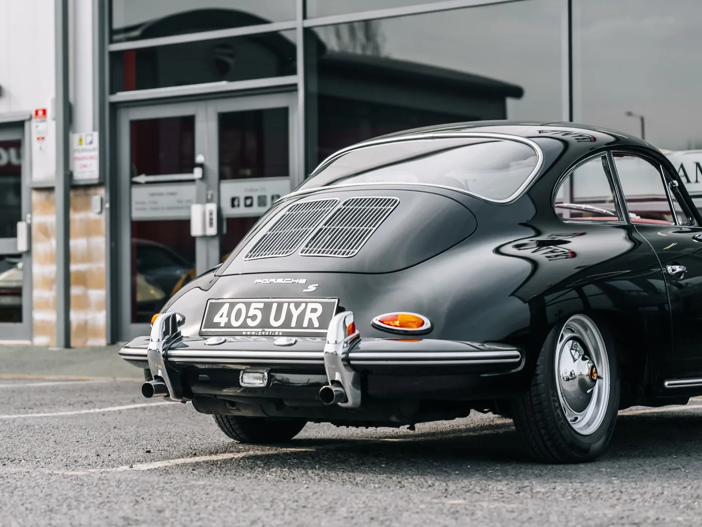 1962 Porsche 356 1600 S offered by a supercar dealer in Preston, United Kingdom, photo 23 of 25