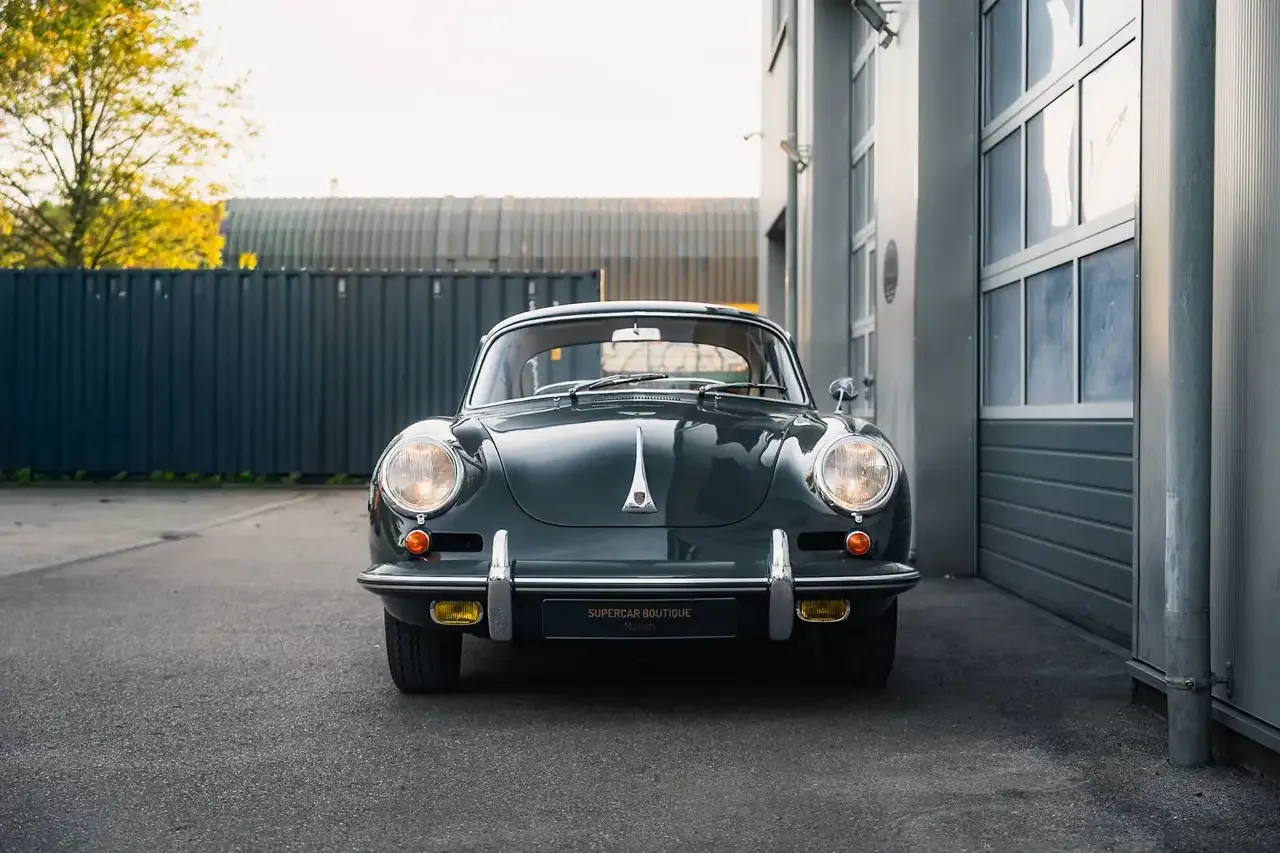 1962 Porsche 356 B, 2/18