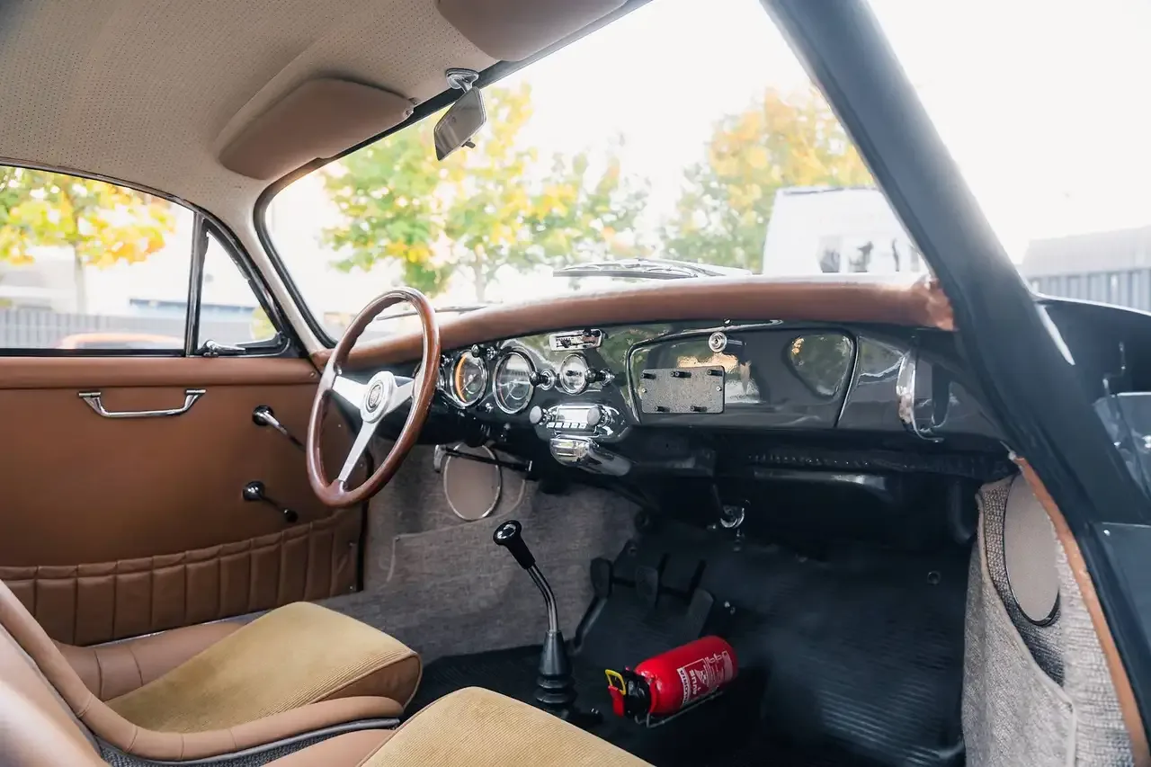 1962 Porsche 356 B, 15/18