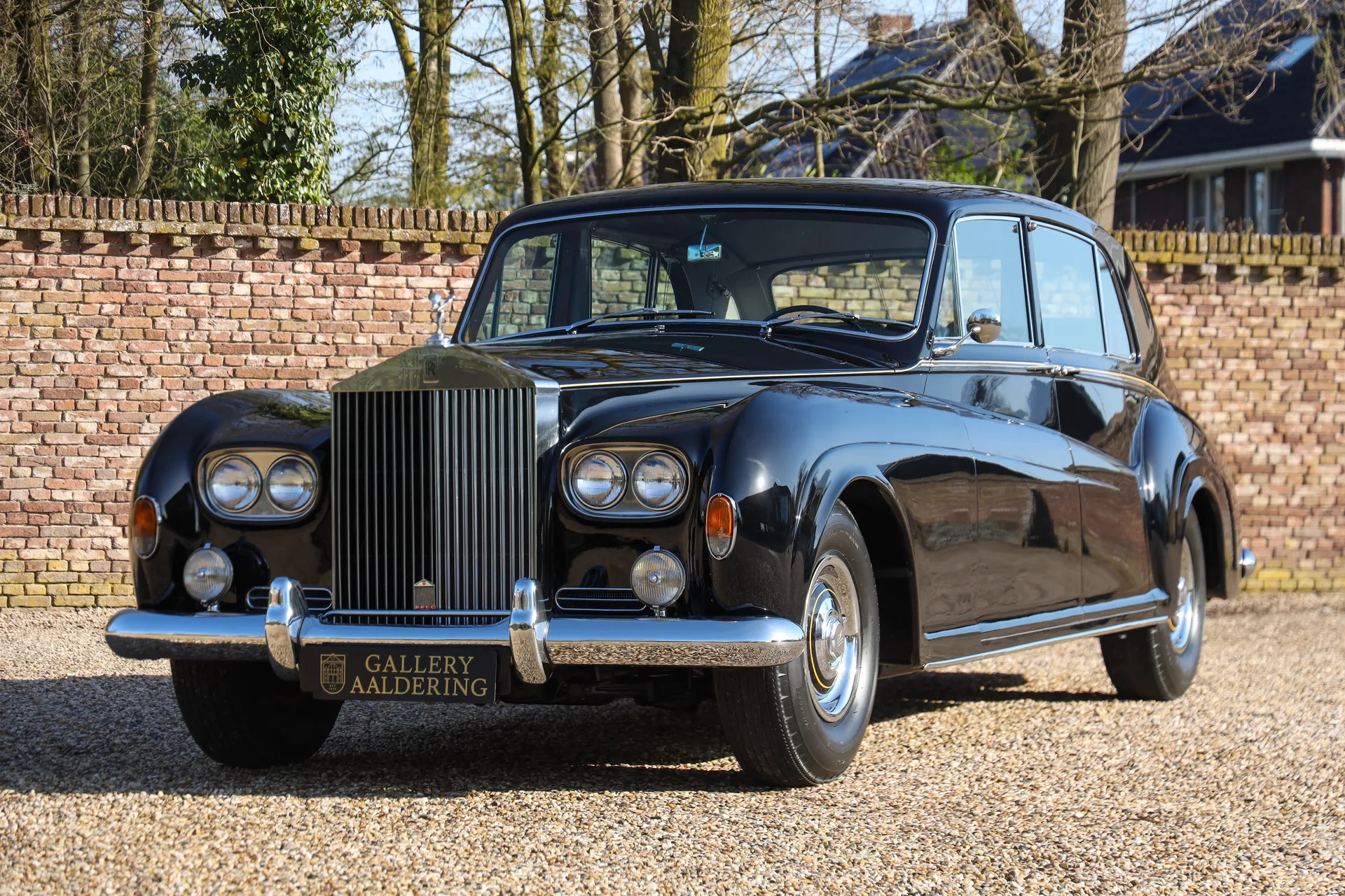 1962 Rolls-Royce Phantom V James Young Limousine offered by a specialist dealer in Brummen, Netherlands, main photo