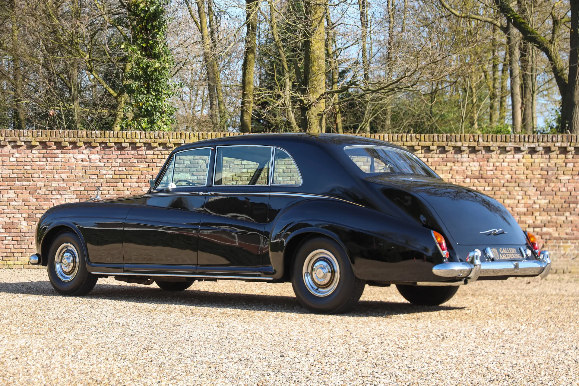 1962 Rolls-Royce Phantom V James Young Limousine, 2/30