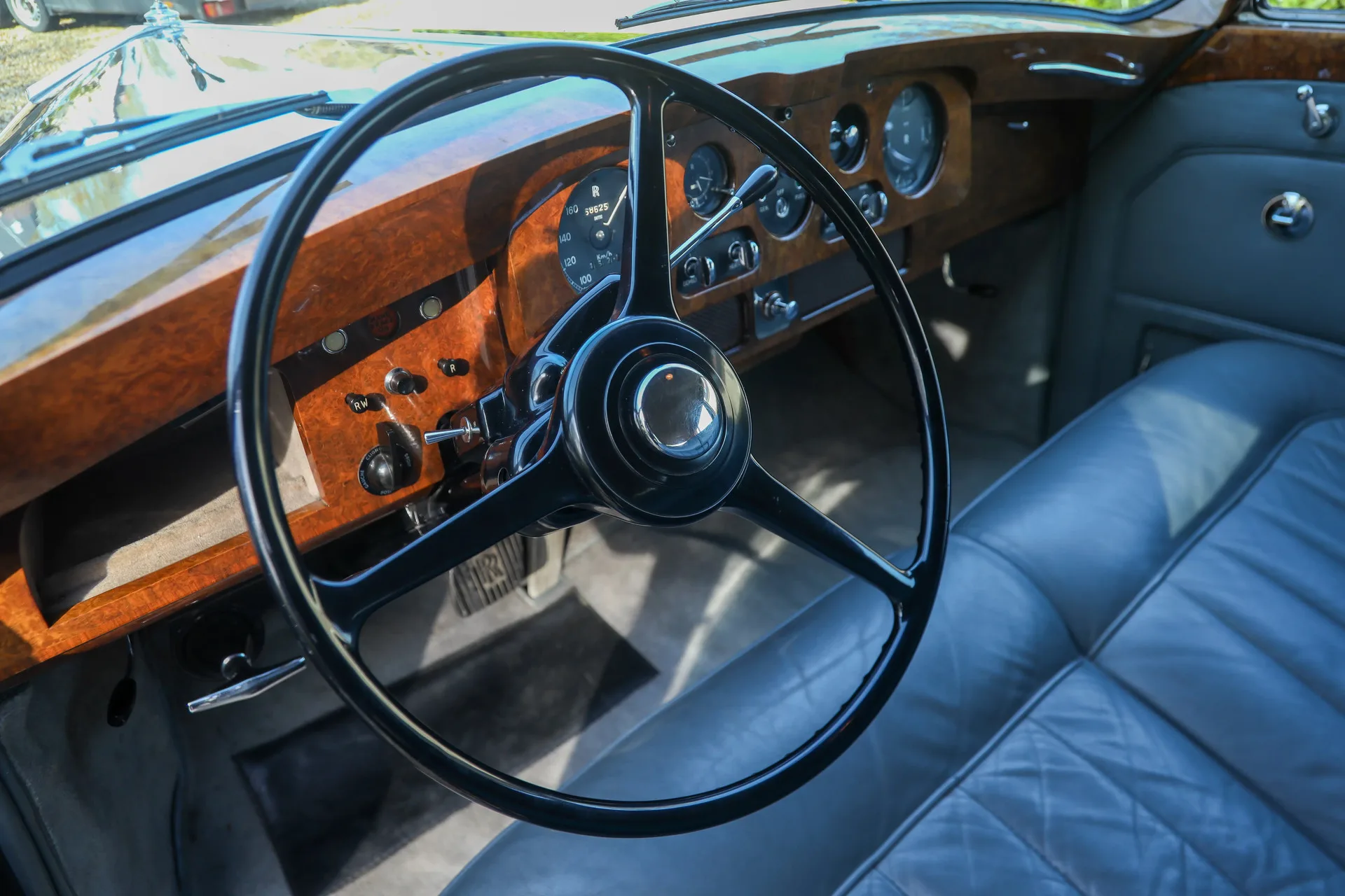 1962 Rolls-Royce Phantom V James Young Limousine, 3/30