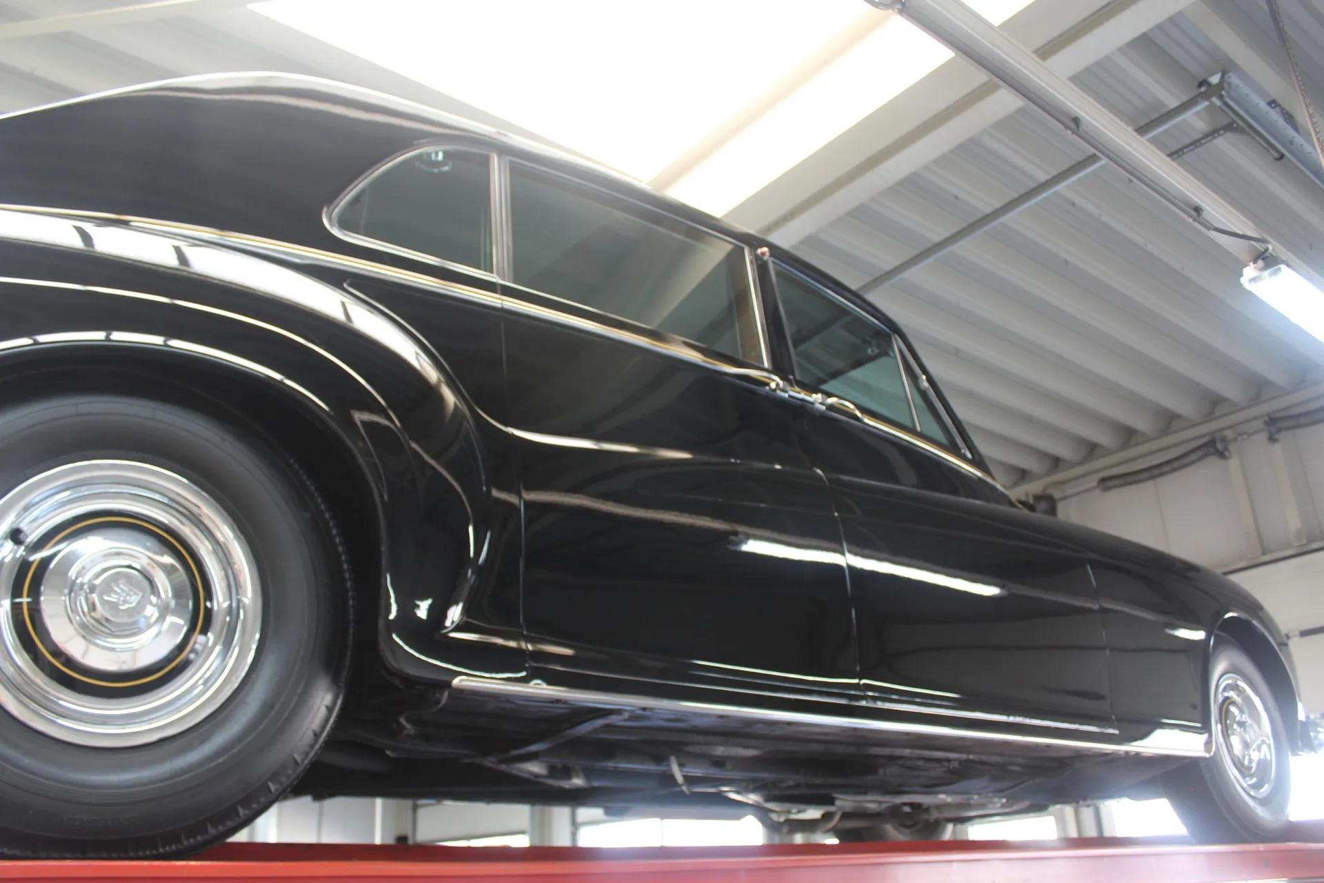 1962 Rolls-Royce Phantom V James Young Limousine, 11/30