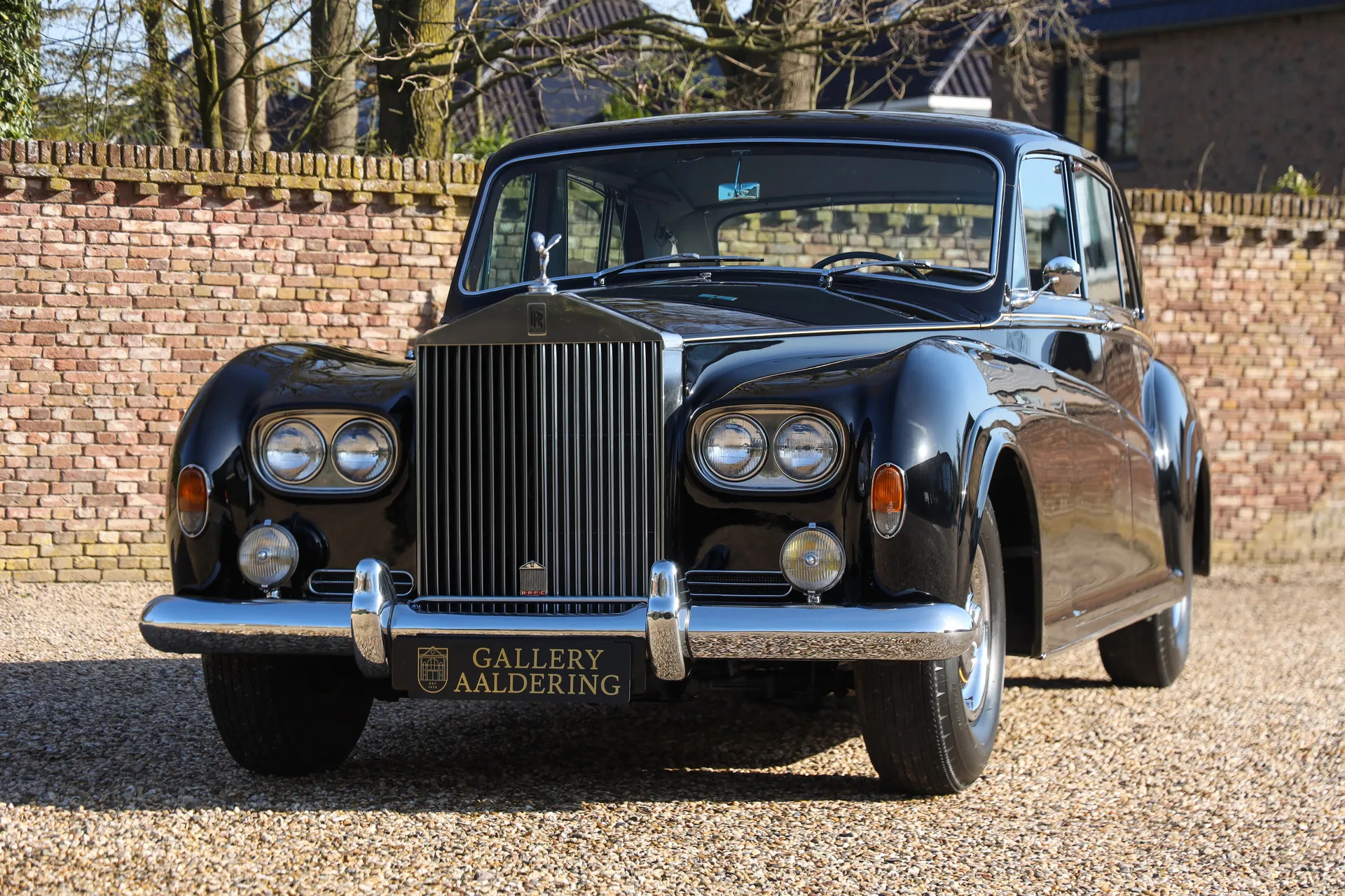 1962 Rolls-Royce Phantom V James Young Limousine, 13/30
