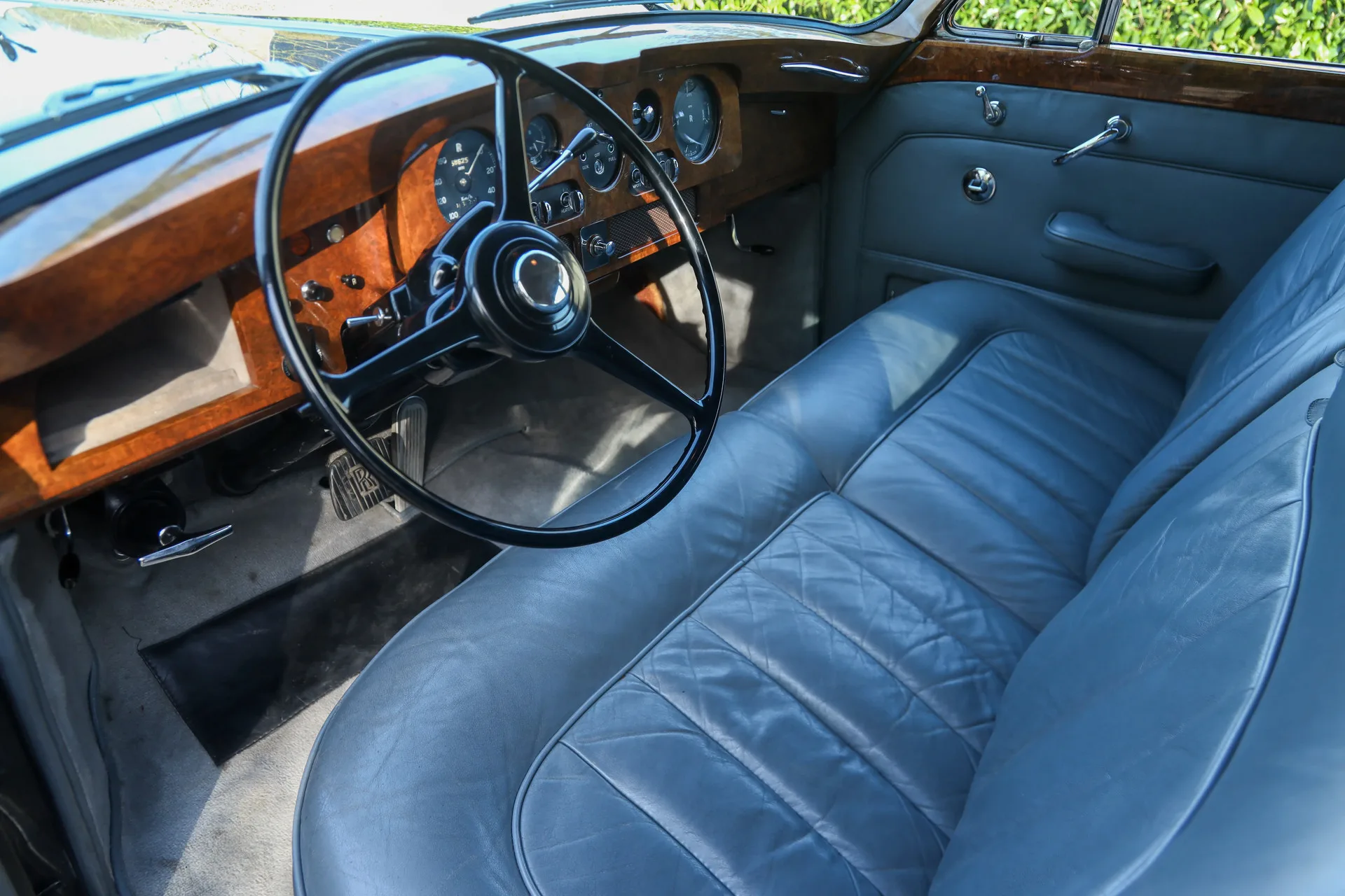 1962 Rolls-Royce Phantom V James Young Limousine, 23/30