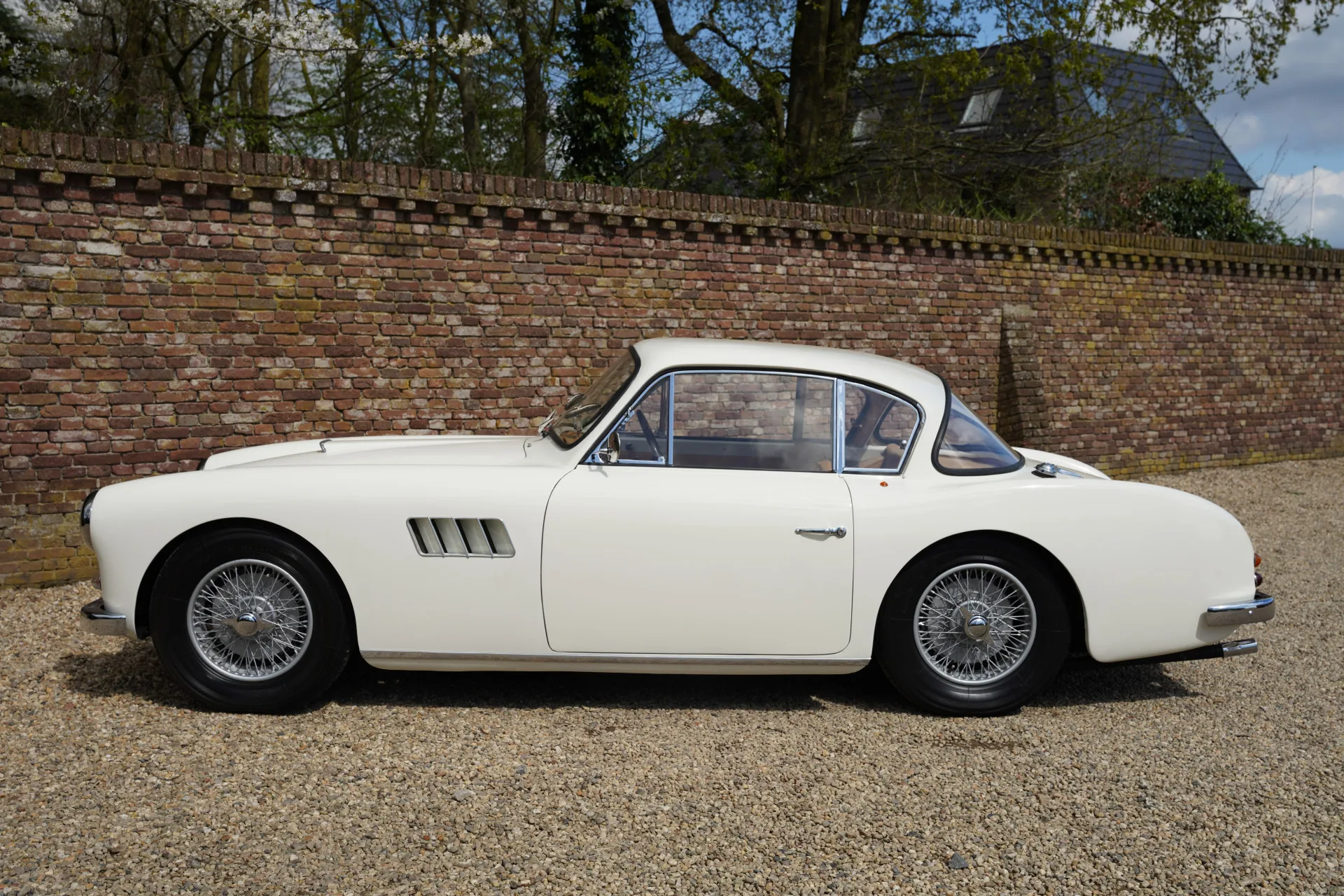 1962 Talbot-Lago T14 America 2500 Sport Coupé, 27/30