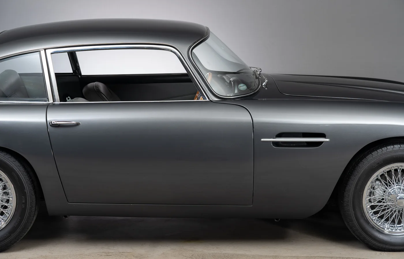 1963 Aston Martin DB4 Vantage Series V, 7/30