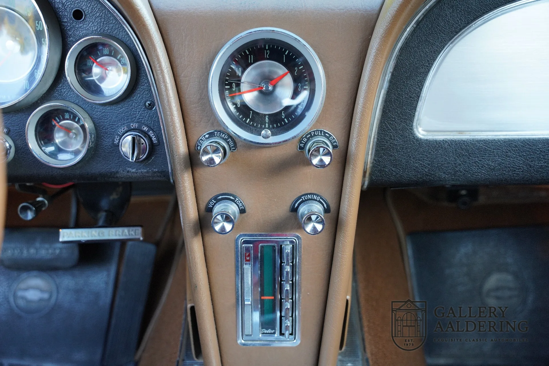 1963 Chevrolet Corvette C2 Sting Ray Split Window, 10/30