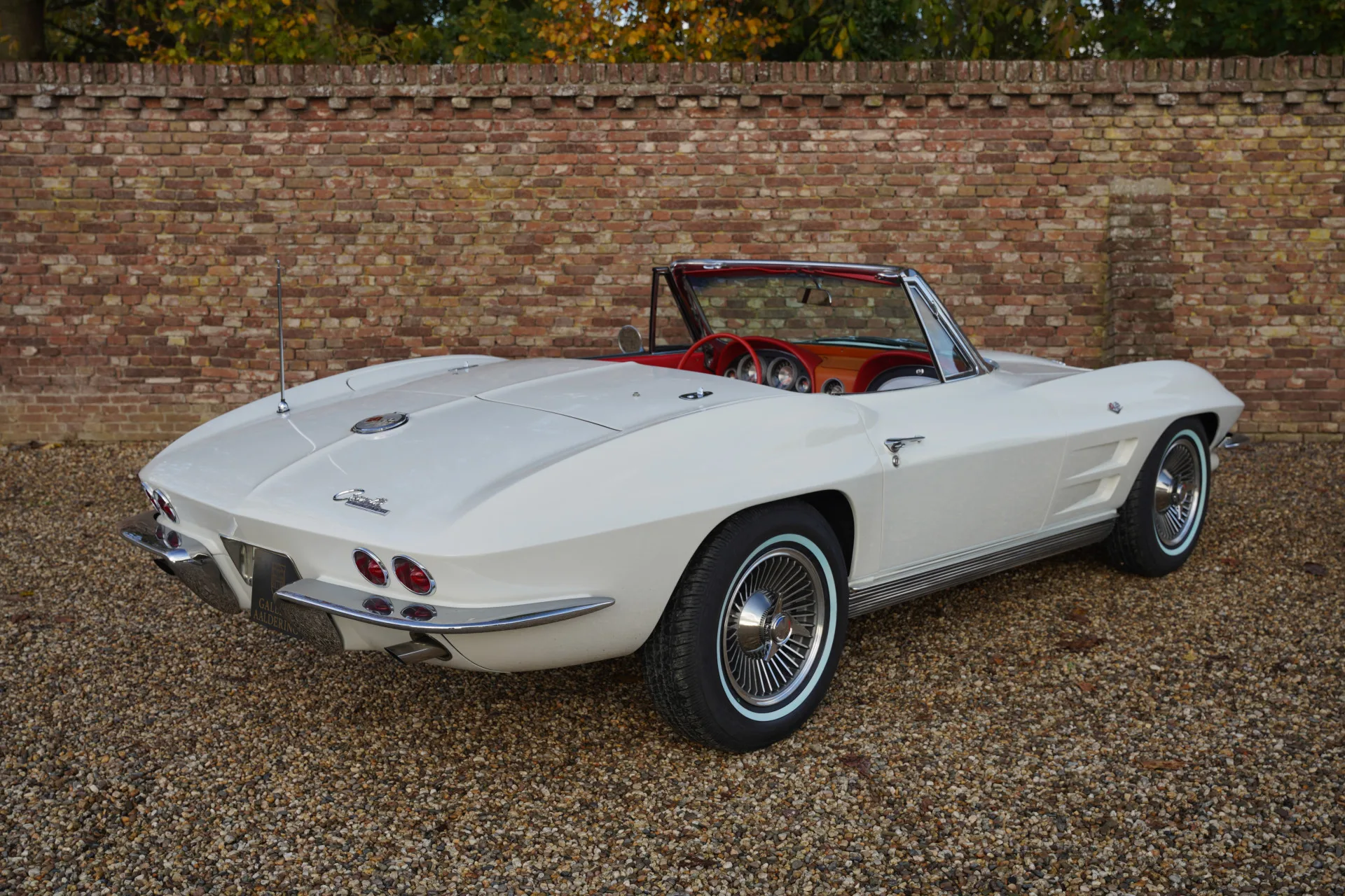 1963 Chevrolet Corvette C2 Sting Ray Convertible, 14/30
