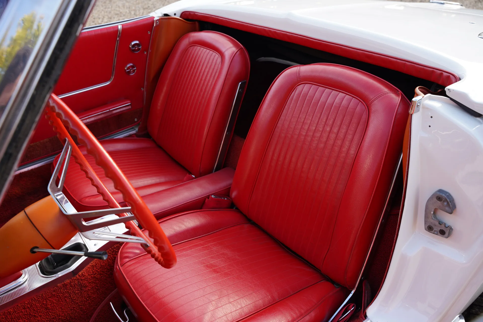 1963 Chevrolet Corvette C2 Sting Ray Convertible, 18/30