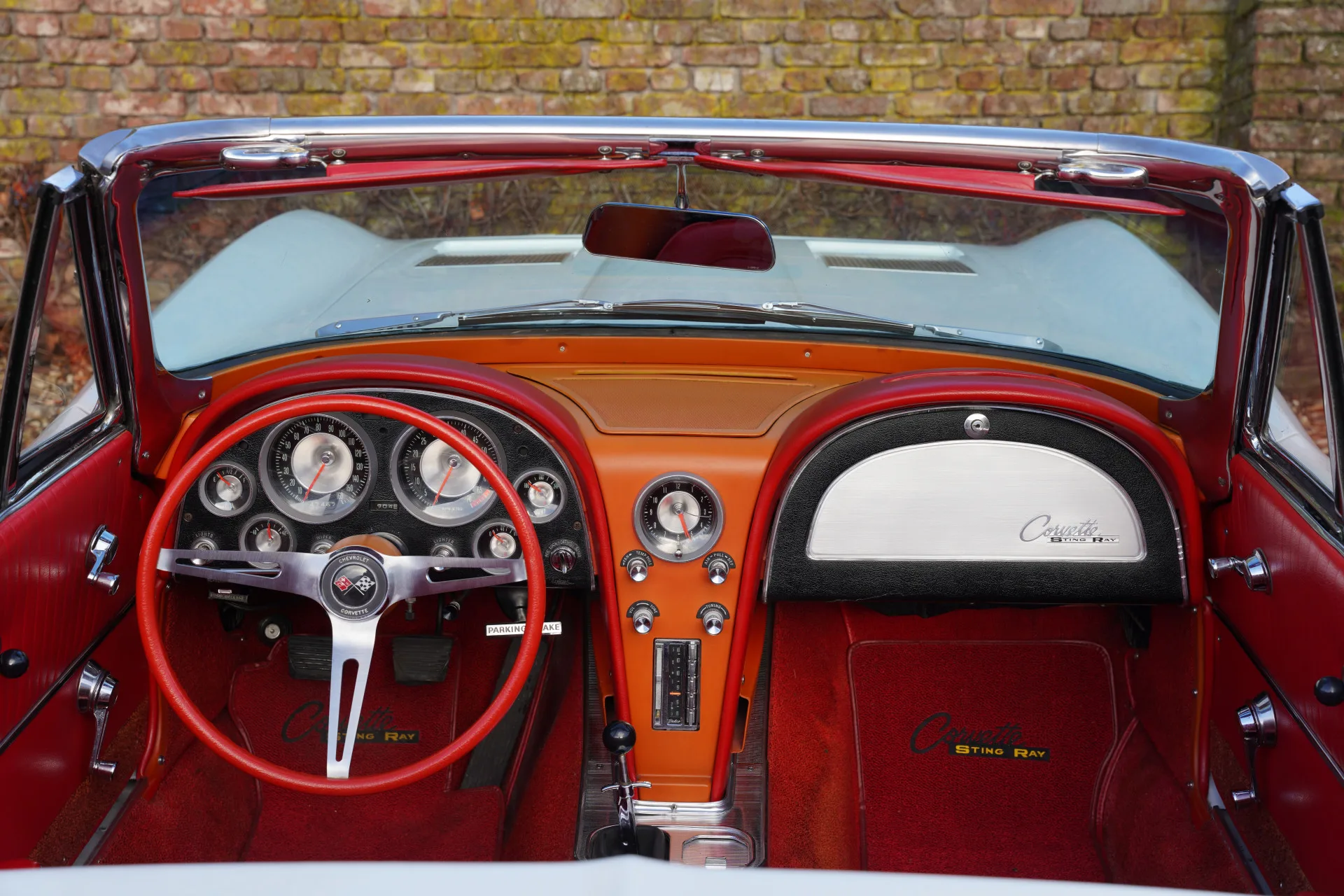 1963 Chevrolet Corvette C2 Sting Ray Convertible, 19/30