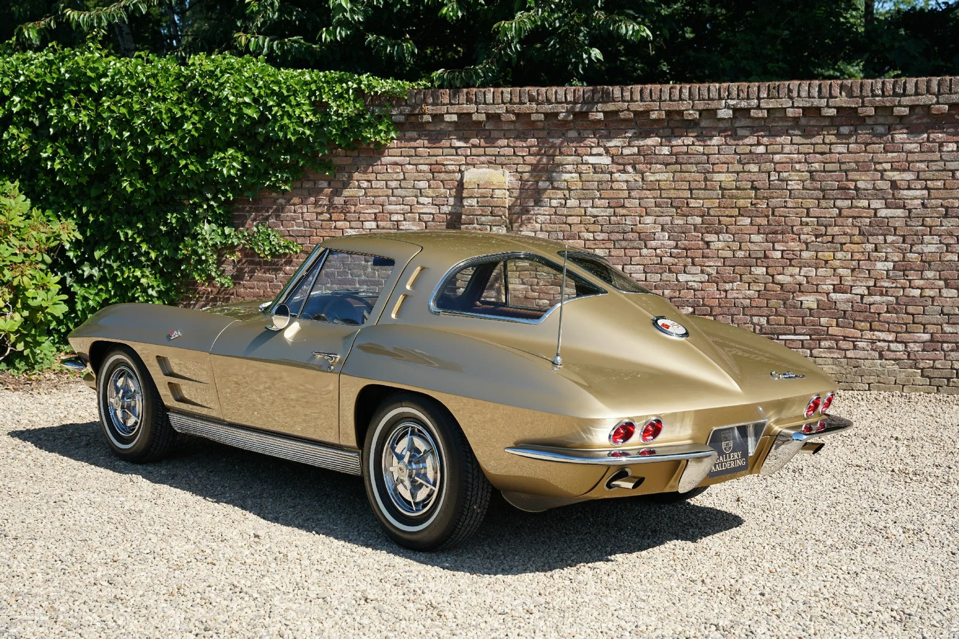 1963 Chevrolet Corvette C2 Sting Ray Split Window, 2/30