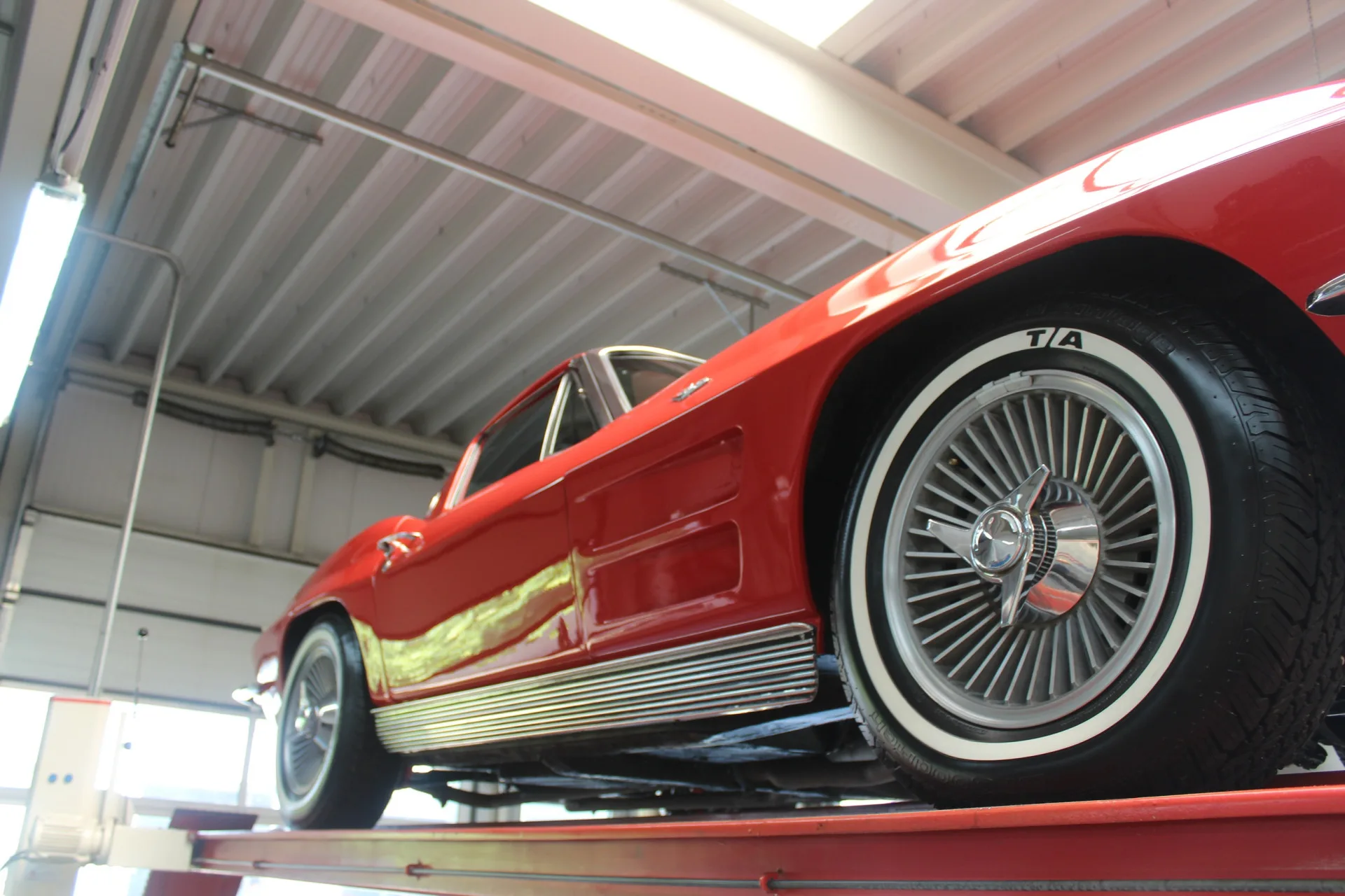 1963 Chevrolet Corvette C2 Sting Ray Split Window, 10/30