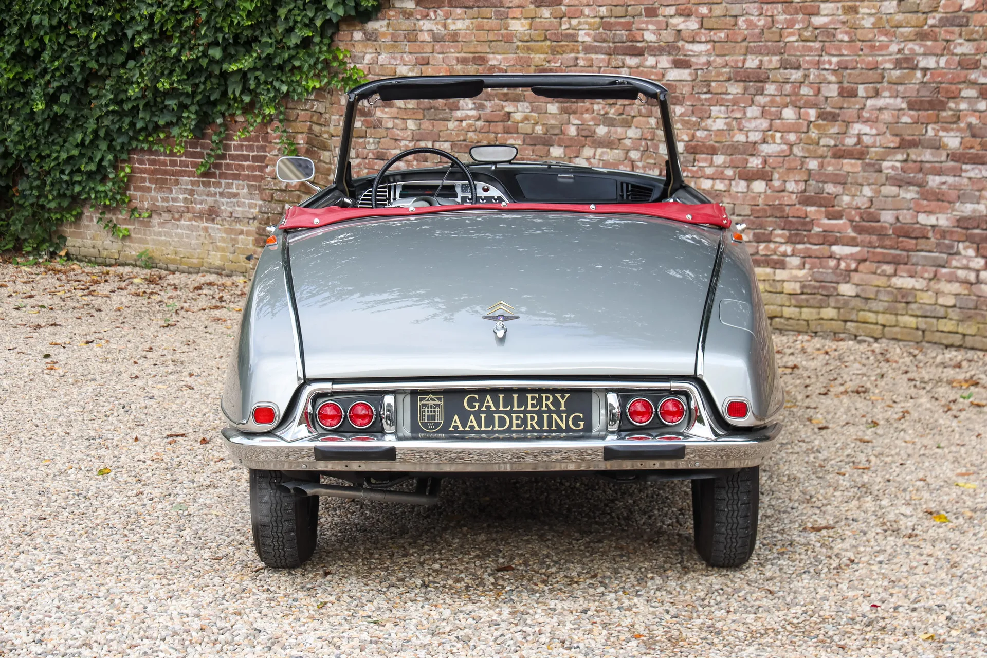 1963 Citroën DS 19 Le Caddy Chapron, 6/30