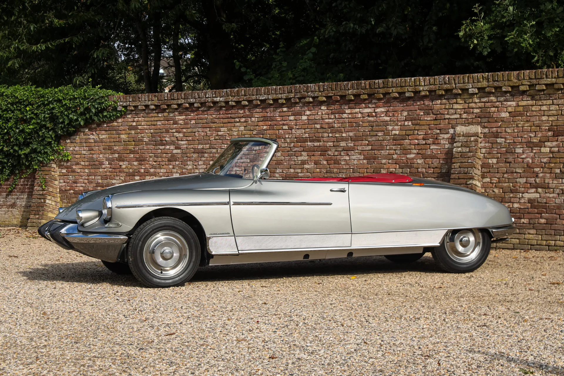 1963 Citroën DS 19 Le Caddy Chapron, 9/30