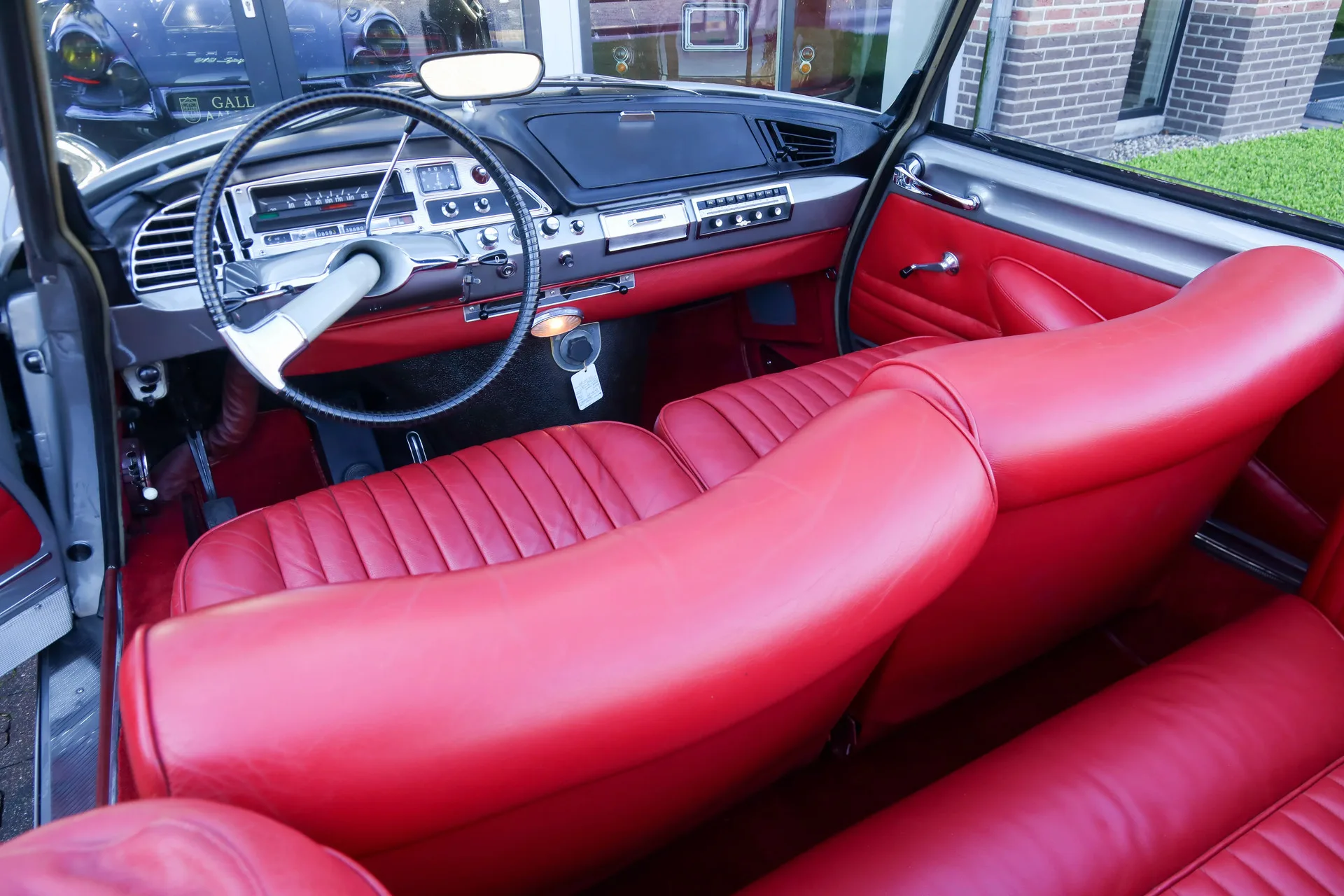 1963 Citroën DS 19 Le Caddy Chapron, 22/30