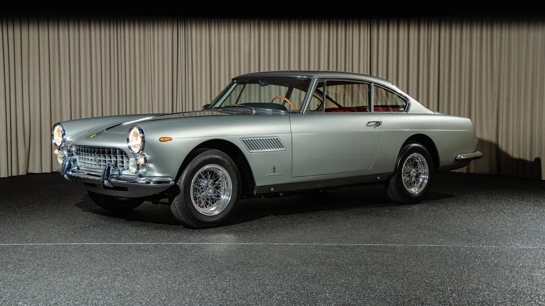 1963 Ferrari 250 GT 2+2 offered by a specialist dealer in Kongens Lyngby, Denmark, main photo
