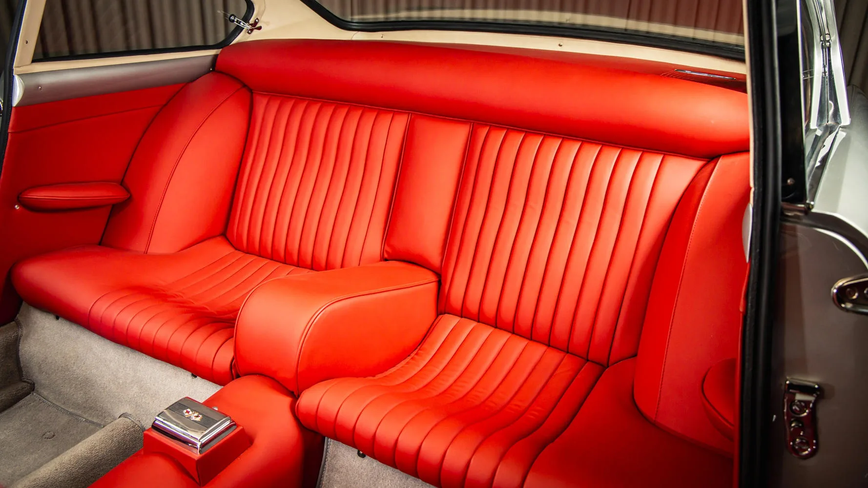 1963 Ferrari 250 GT 2+2, 10/30