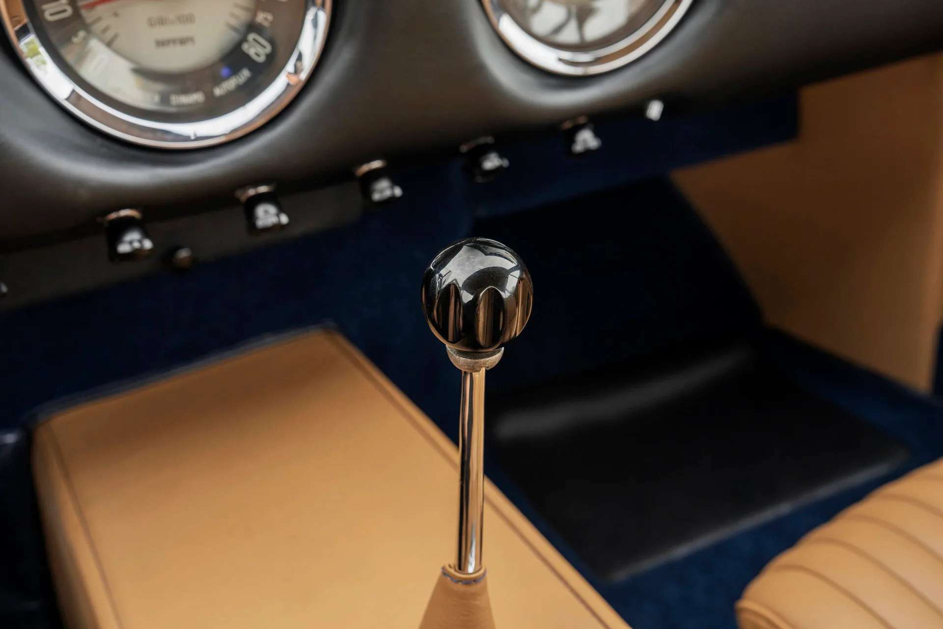 1963 Ferrari 250 GT Lusso, 28/30