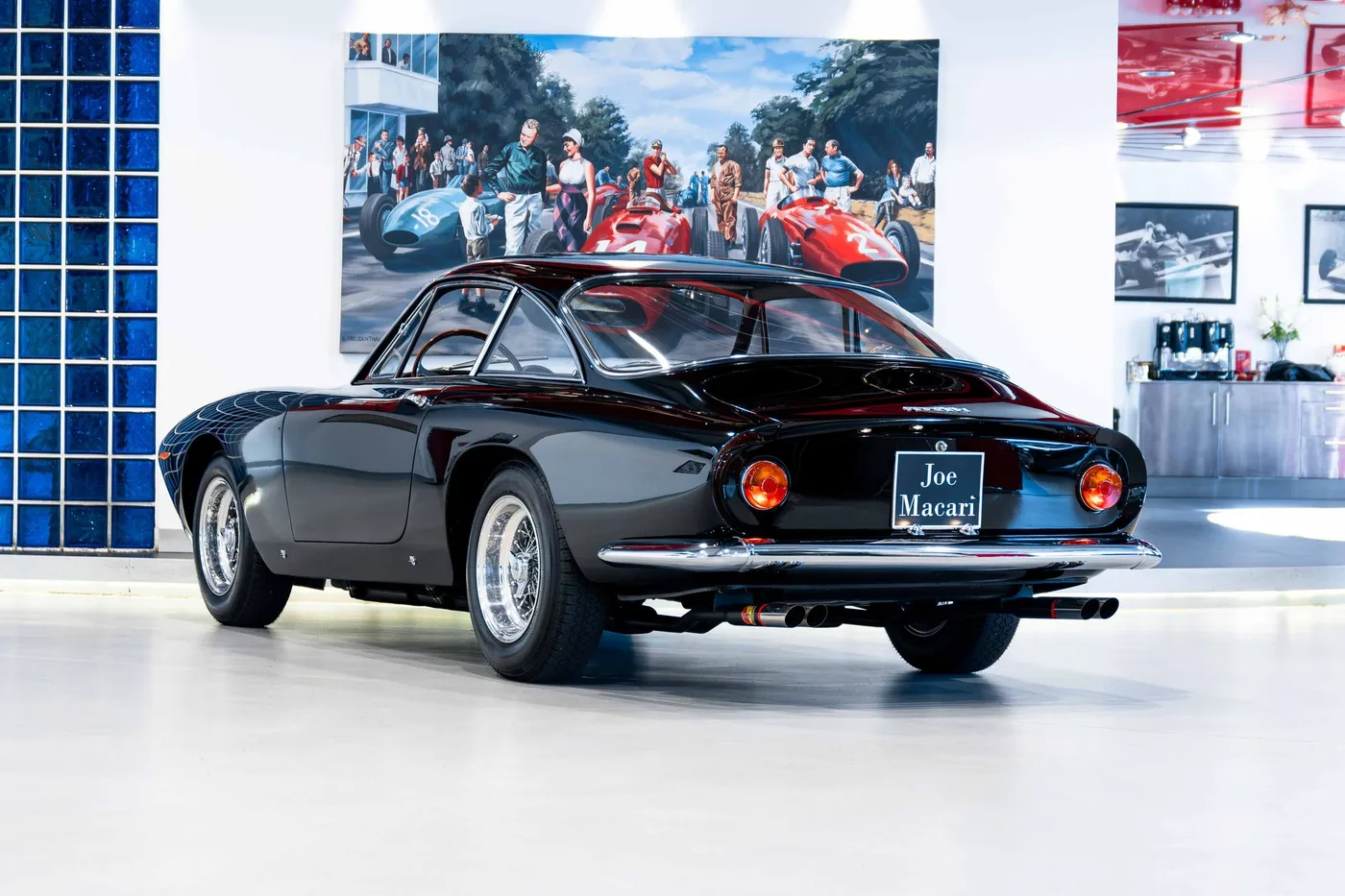 1963 Ferrari 250 GT Berlinetta Lusso proposée par un spécialiste de la voiture de collection à London, Royaume-Uni, photo 11 sur 24