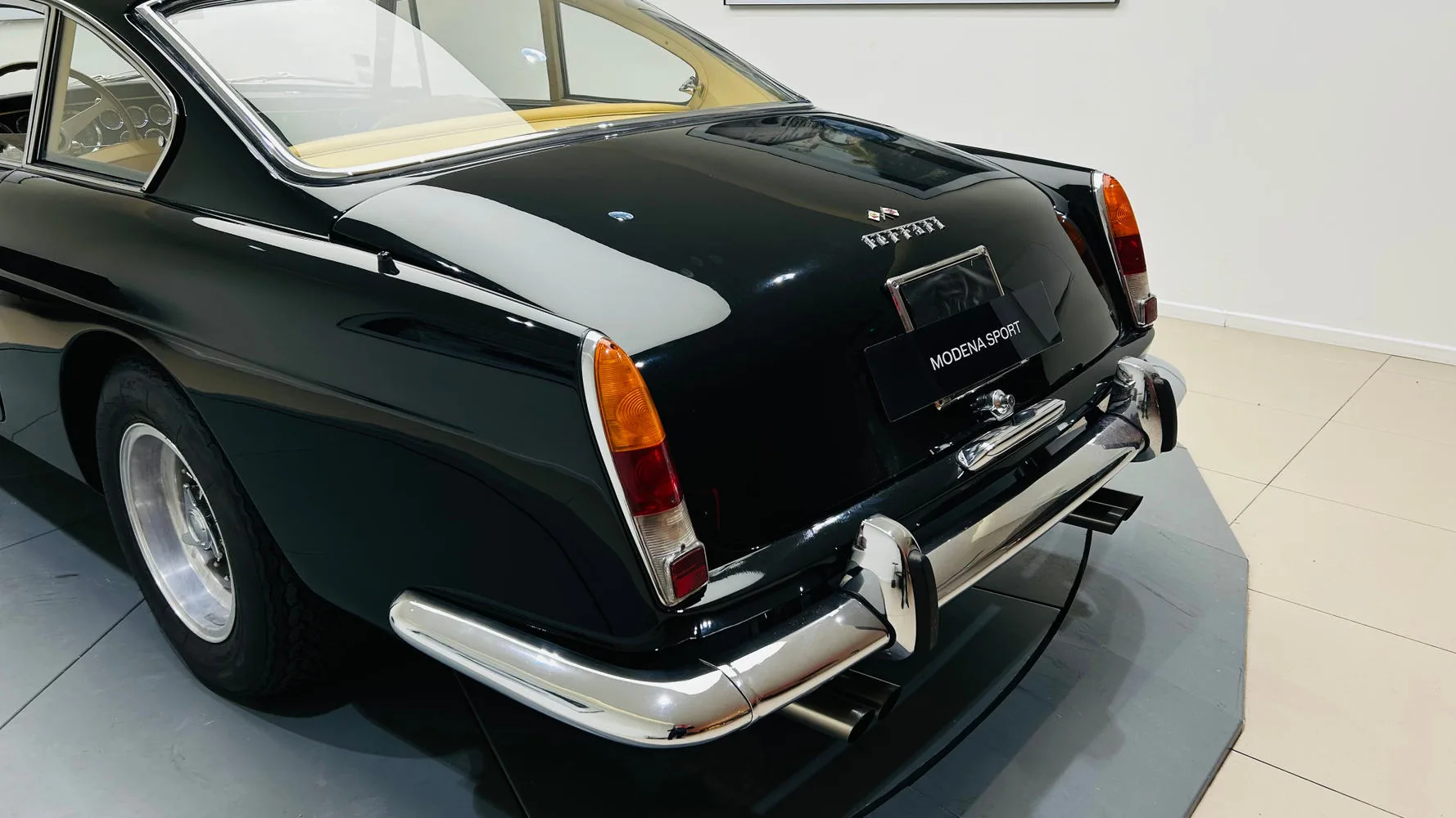 1963 Ferrari 330 America, 14/27