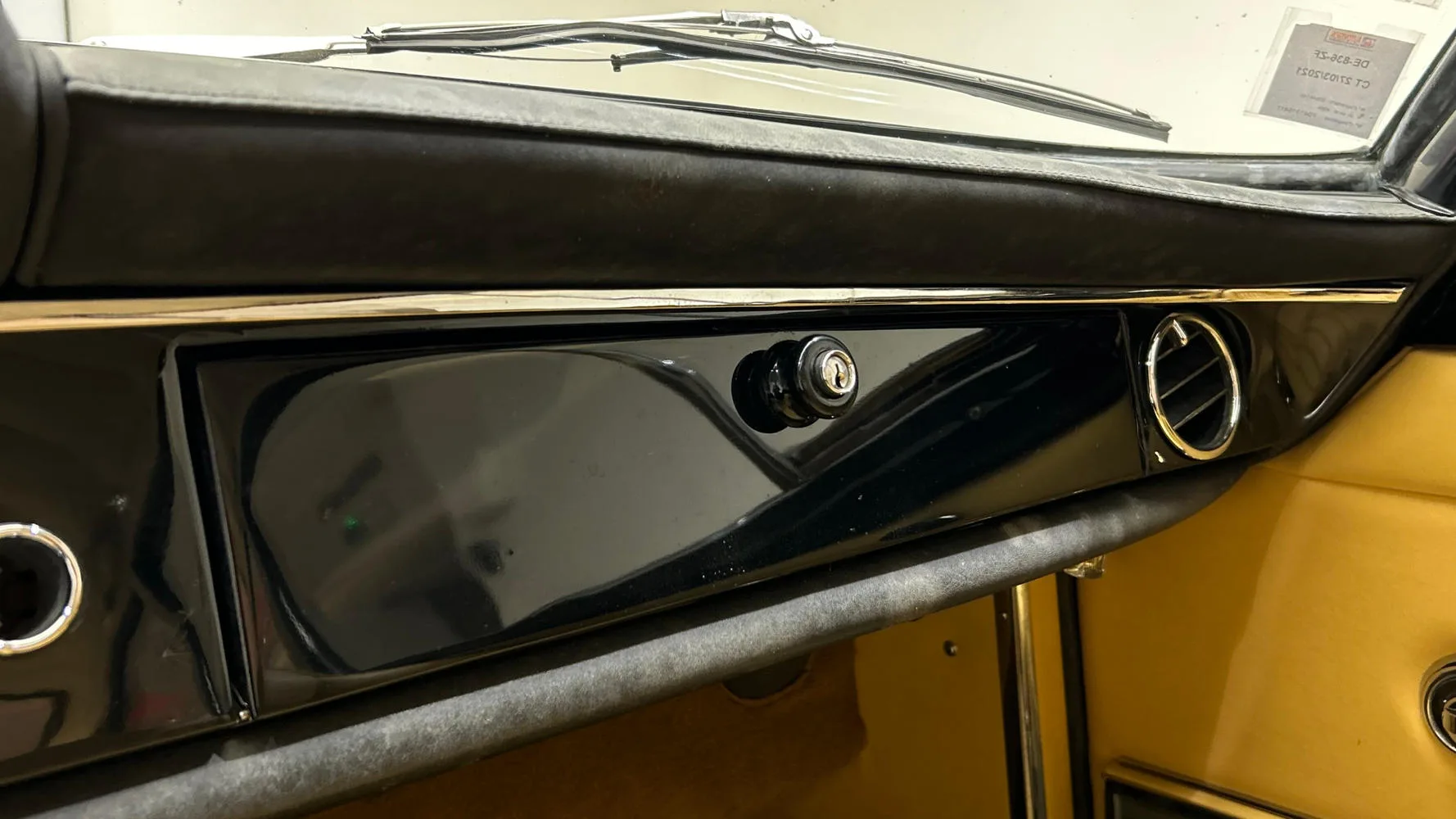 1963 Ferrari 330 America, 20/27
