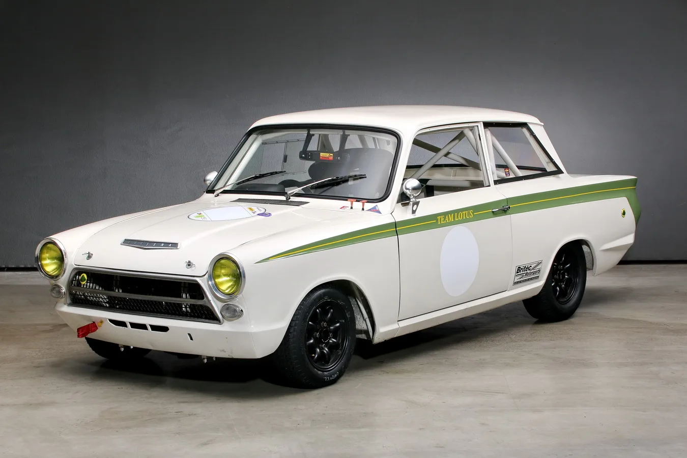1963 Ford Lotus Cortina en un concesionario especializado de Hamburgo, Alemania, foto principal