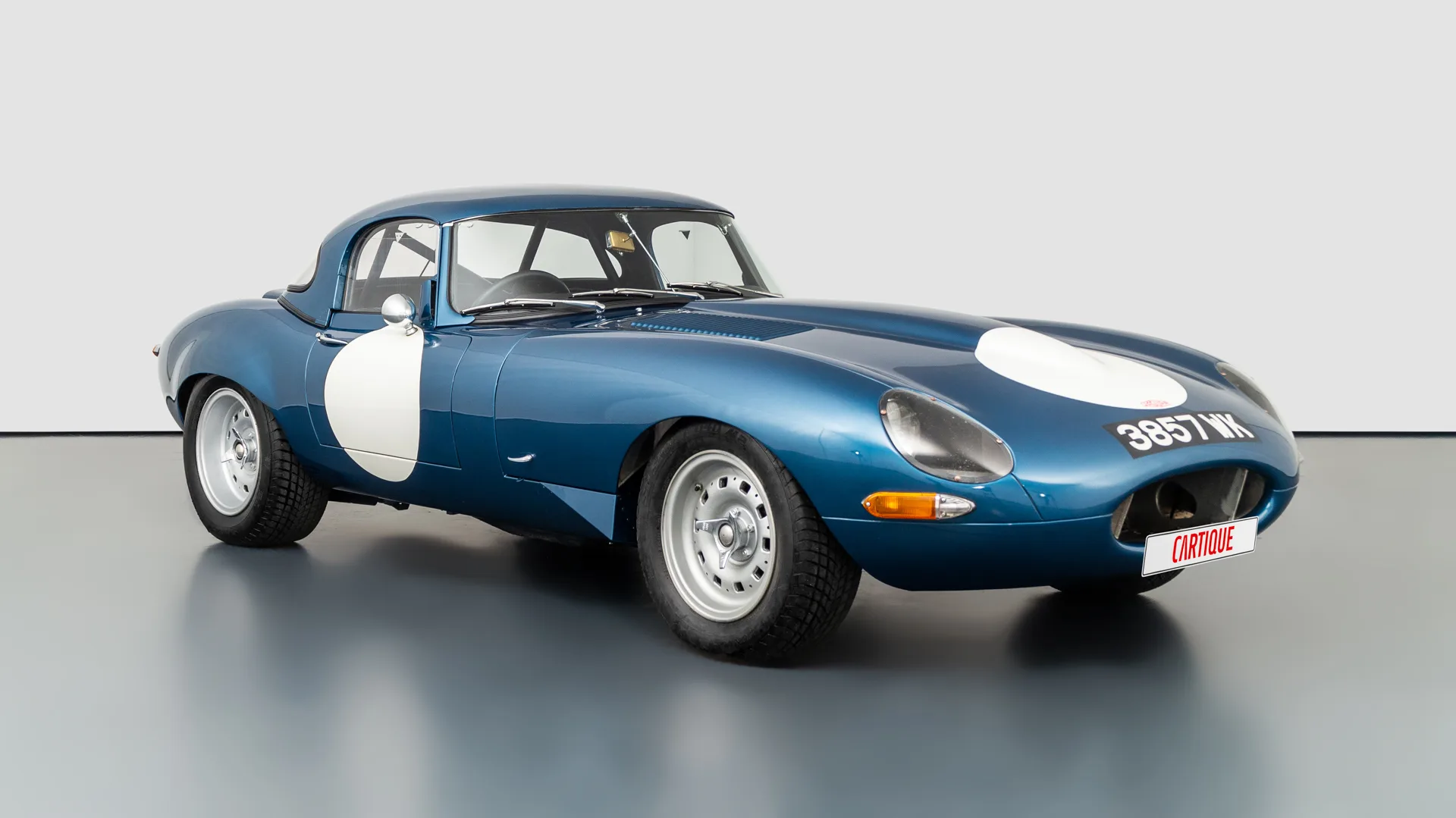 1963 Jaguar E-Type Lightweight offered by a specialist dealer in Pleidelsheim, Germany, main photo