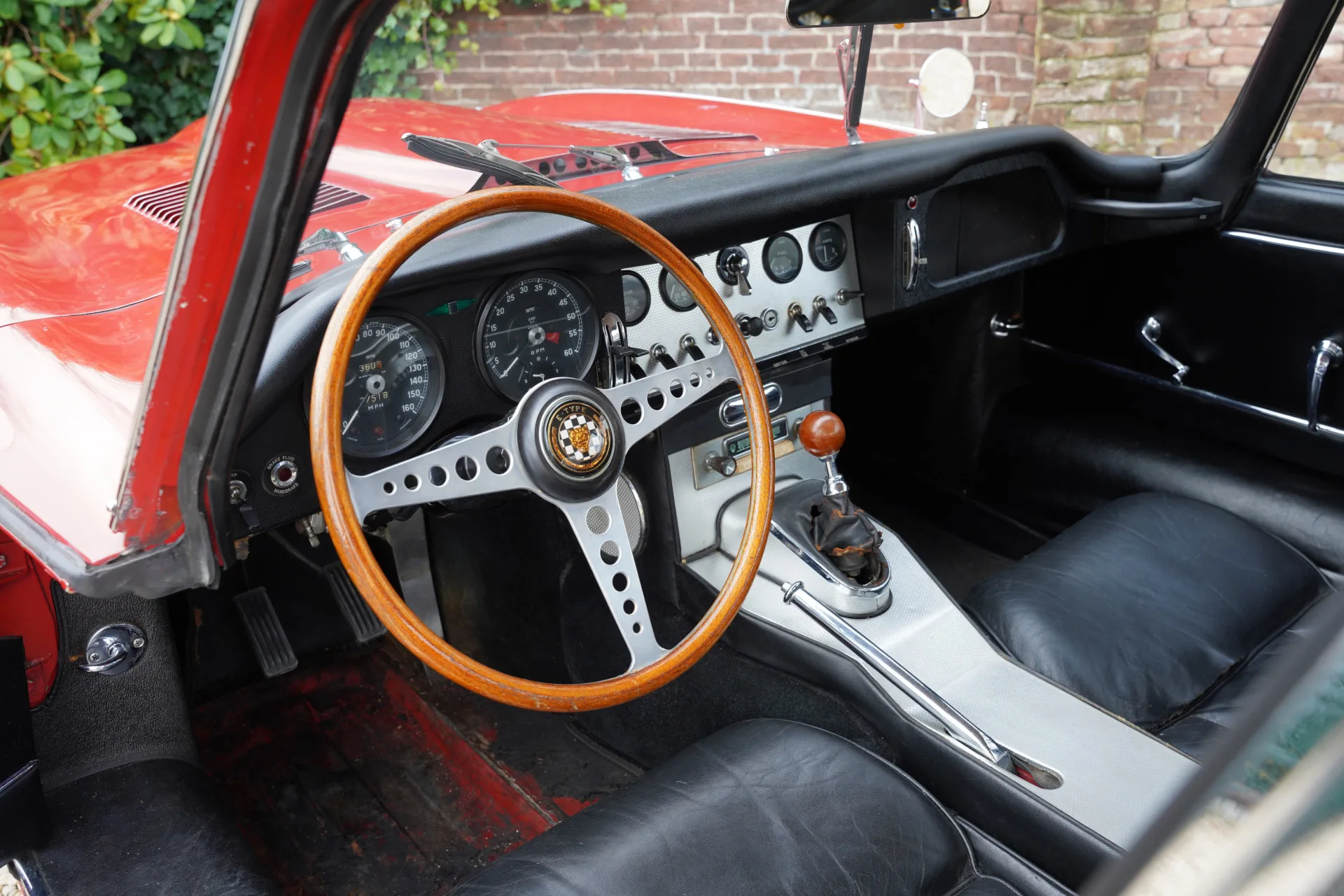 1963 Jaguar E-Type Series 1 3.8 Coupé, 4/30