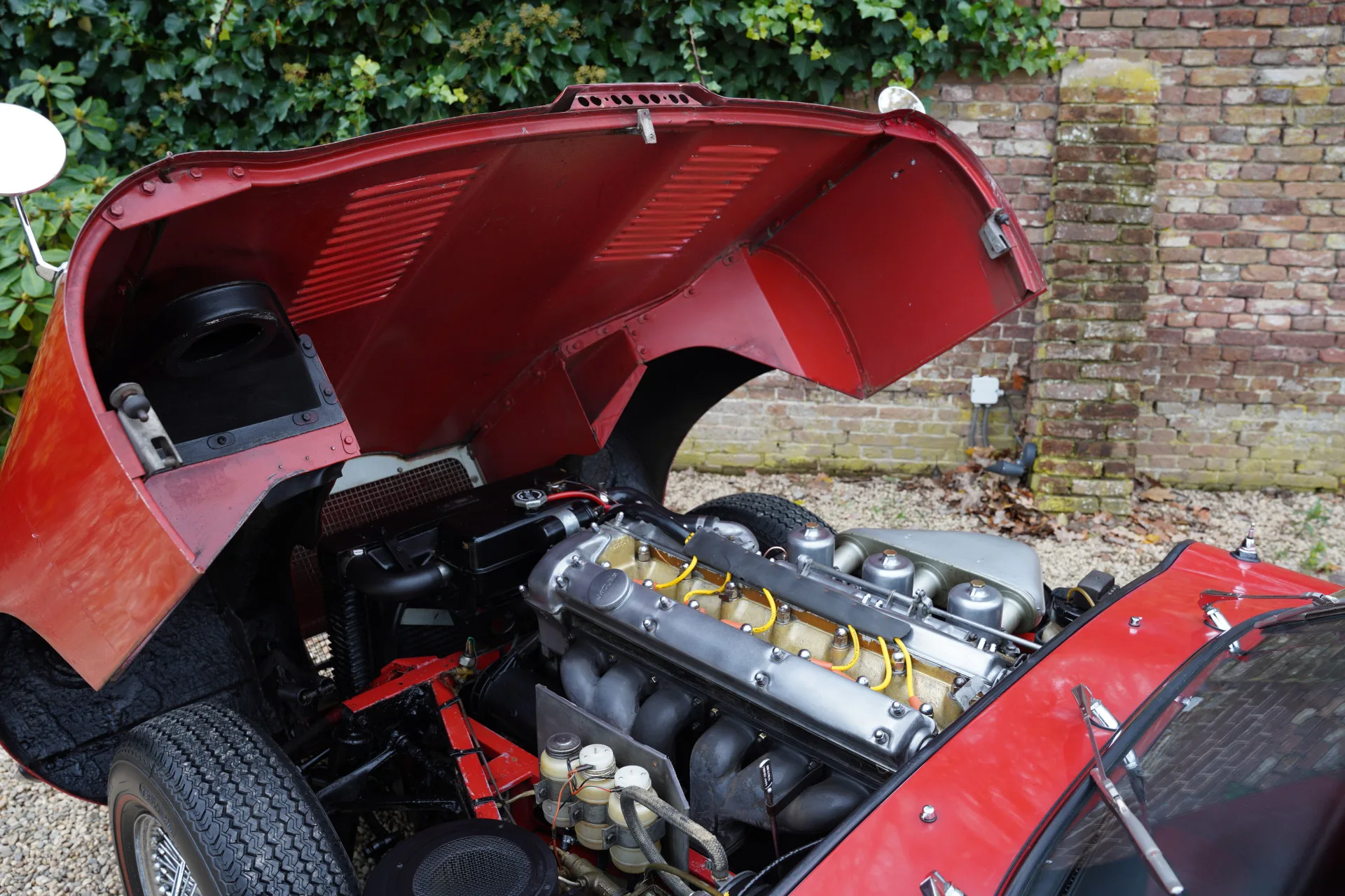 1963 Jaguar E-Type Series 1 3.8 Coupé, 11/30