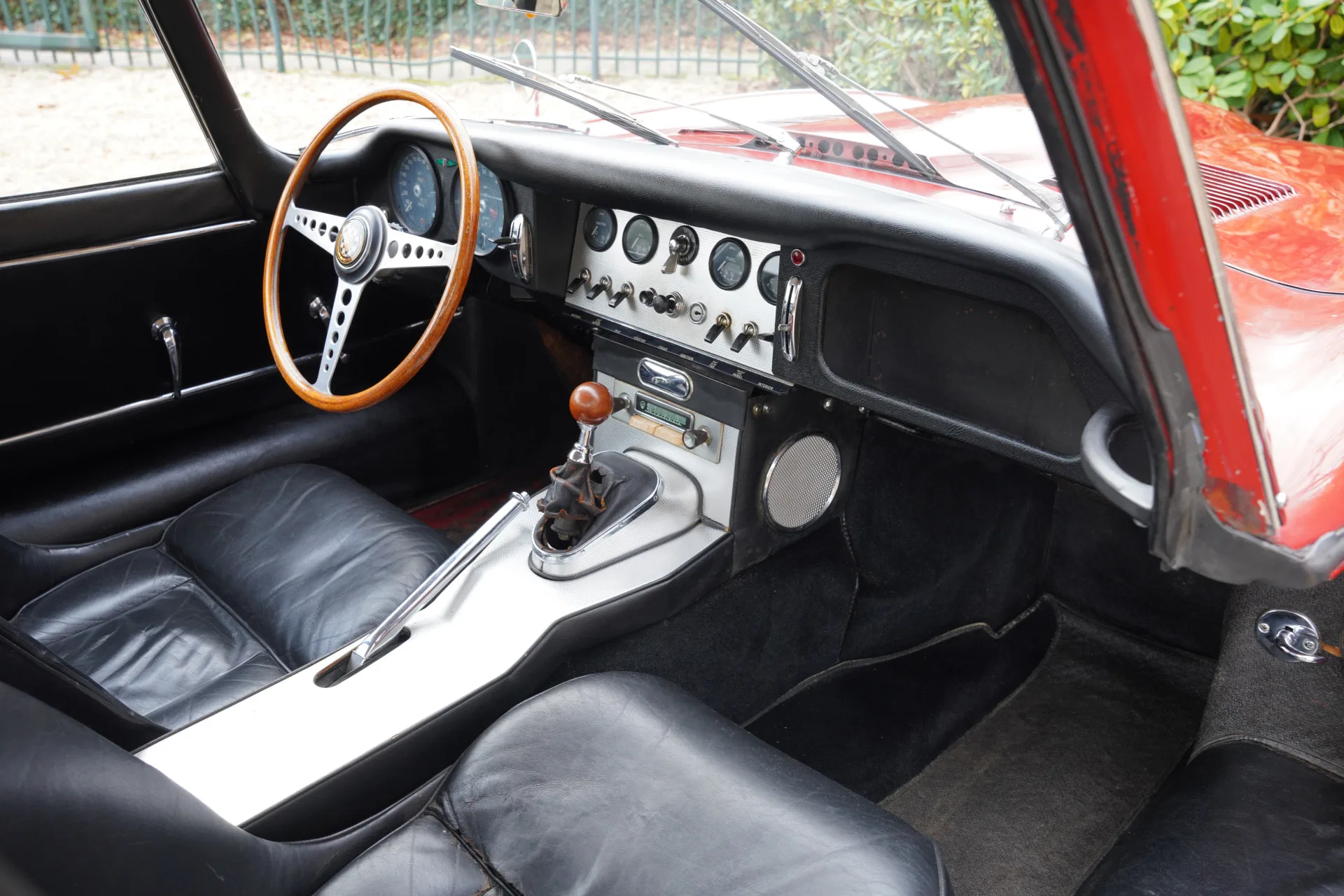 1963 Jaguar E-Type Series 1 3.8 Coupé, 14/30