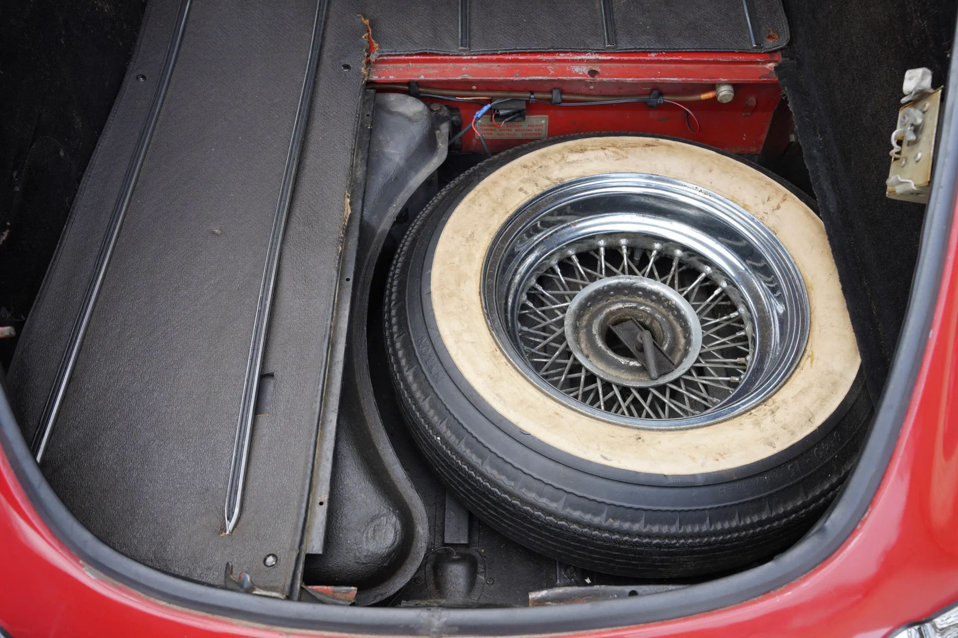 1963 Jaguar E-Type Series 1 3.8 Coupé, 29/30