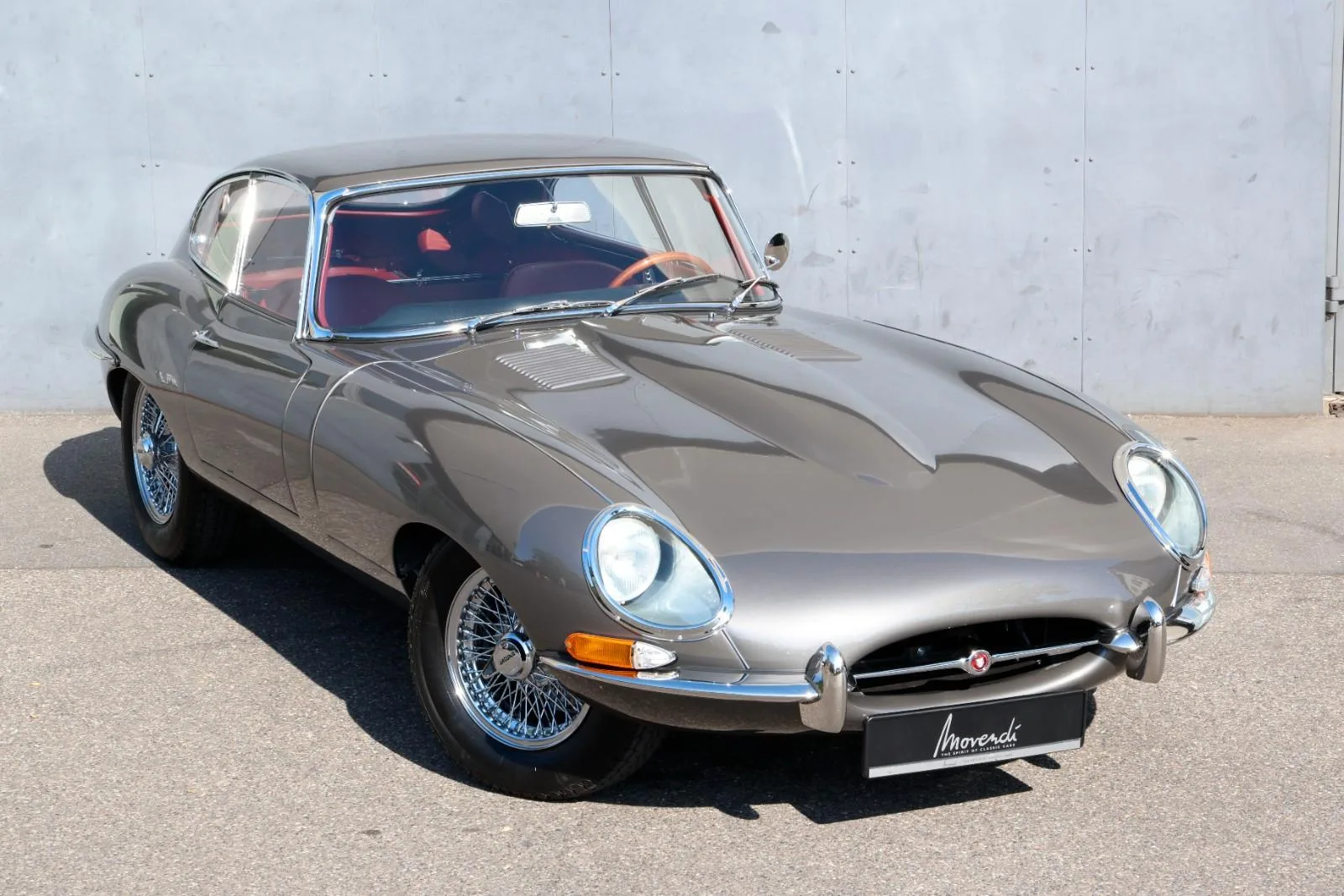 1963 Jaguar E-Type Series 1 3.8 Fixed Head Coupé angeboten von einem Fachhändler in Düsseldorf, Deutschland, Hauptfoto