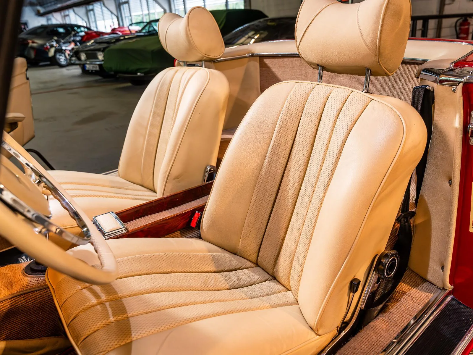 1963 Mercedes-Benz 230 SL, 15/30