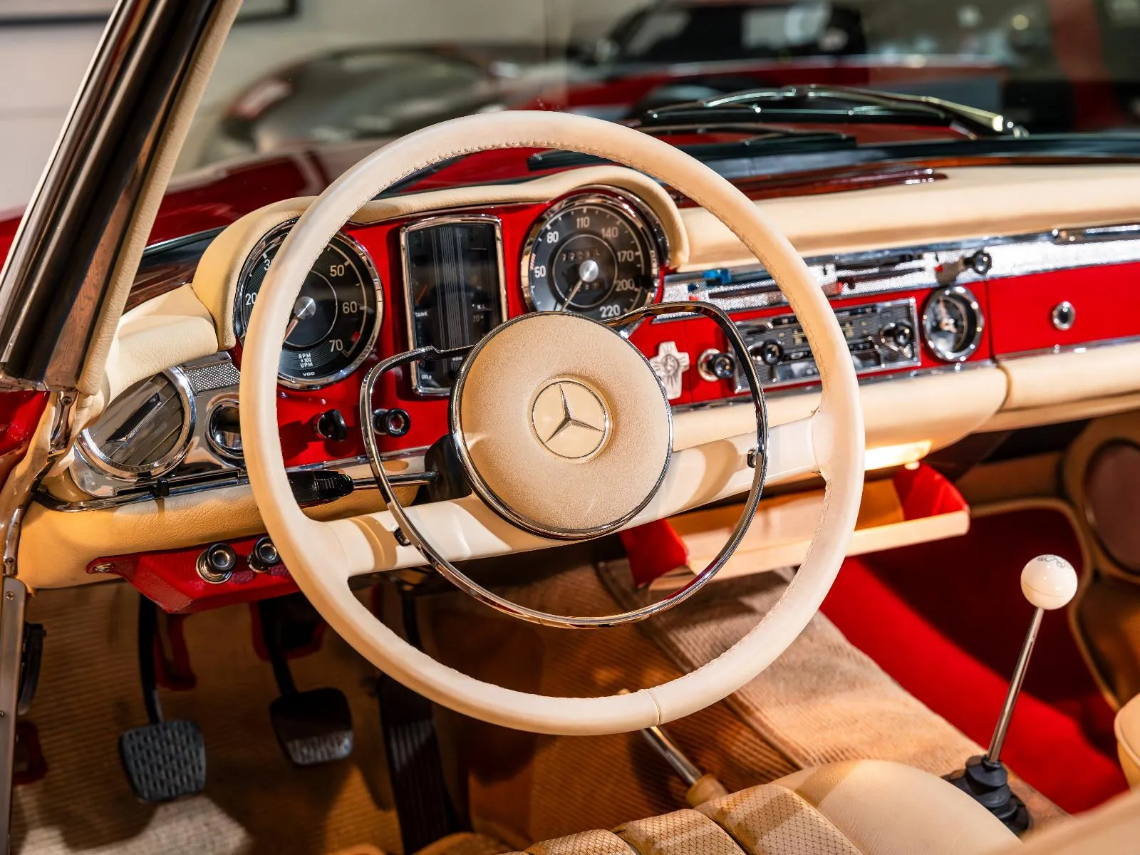 1963 Mercedes-Benz 230 SL, 19/30