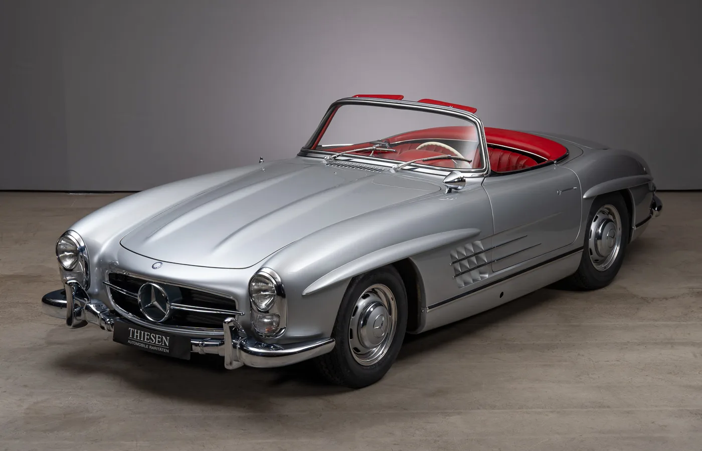 1963 Mercedes-Benz 300 SL Roadster angeboten von einem Fachhändler in Hamburg, Deutschland, Hauptfoto