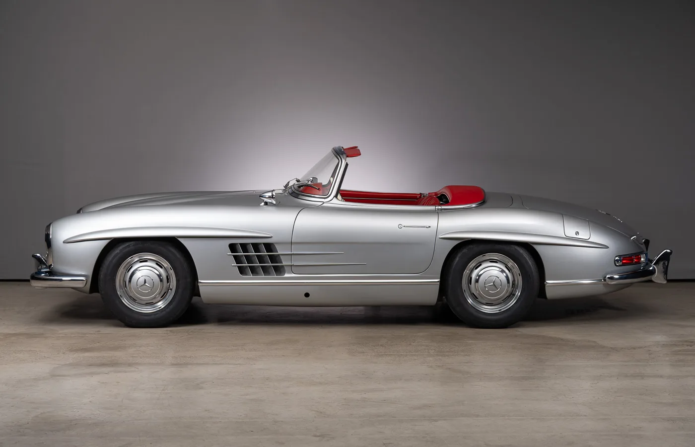1963 Mercedes-Benz 300 SL Roadster, 7/30