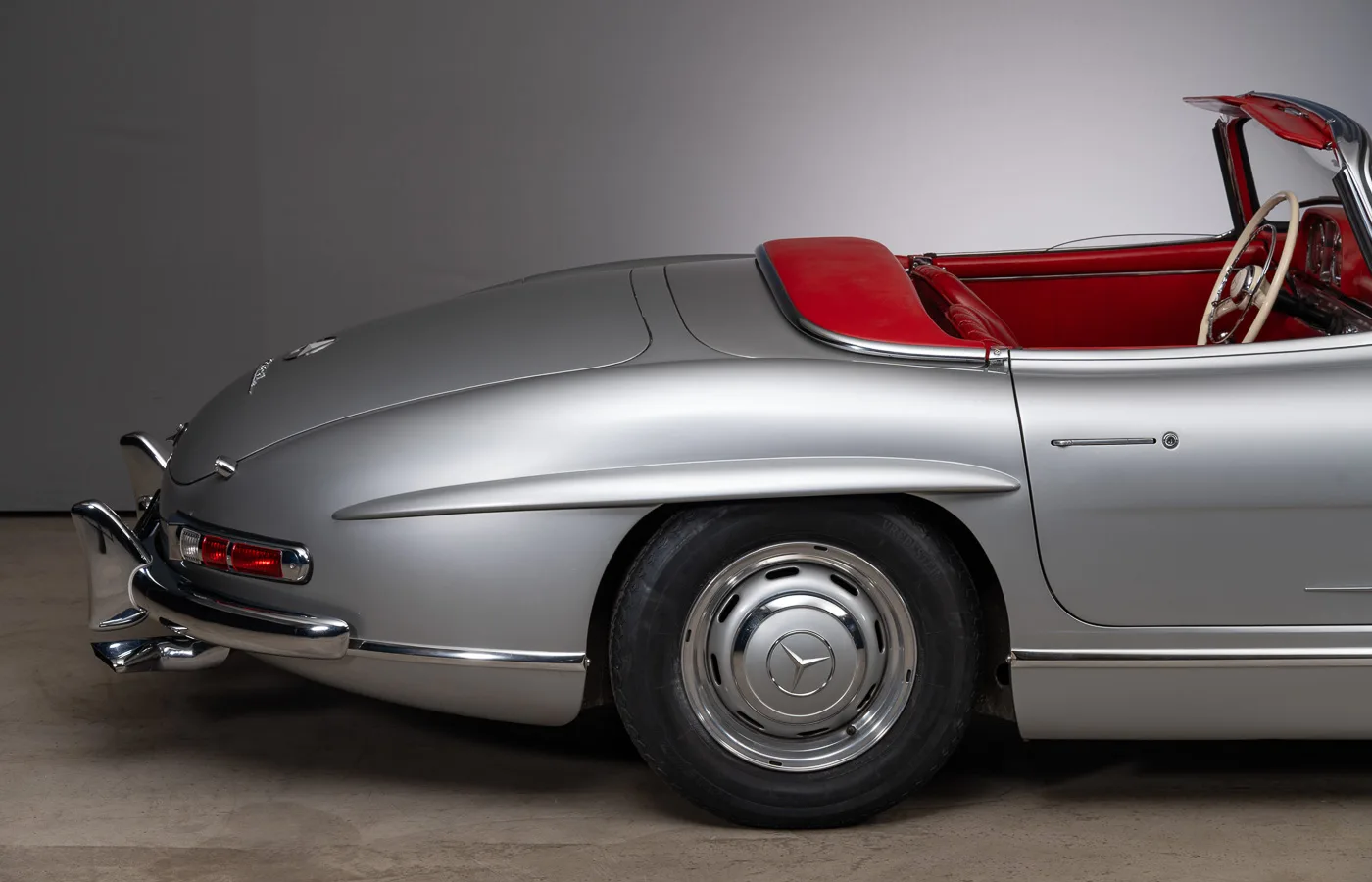 1963 Mercedes-Benz 300 SL Roadster, 11/30