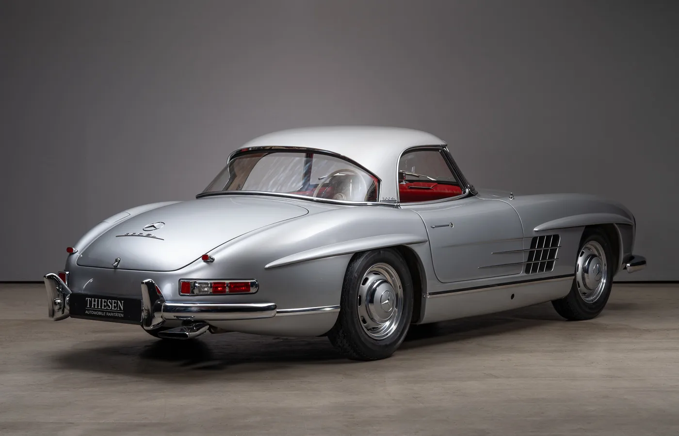 1963 Mercedes-Benz 300 SL Roadster, 16/30