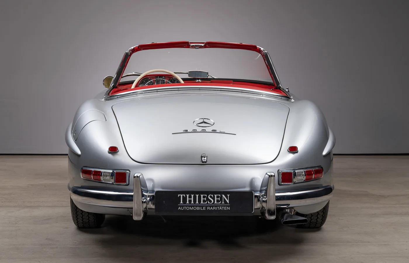 1963 Mercedes-Benz 300 SL Roadster, 17/30