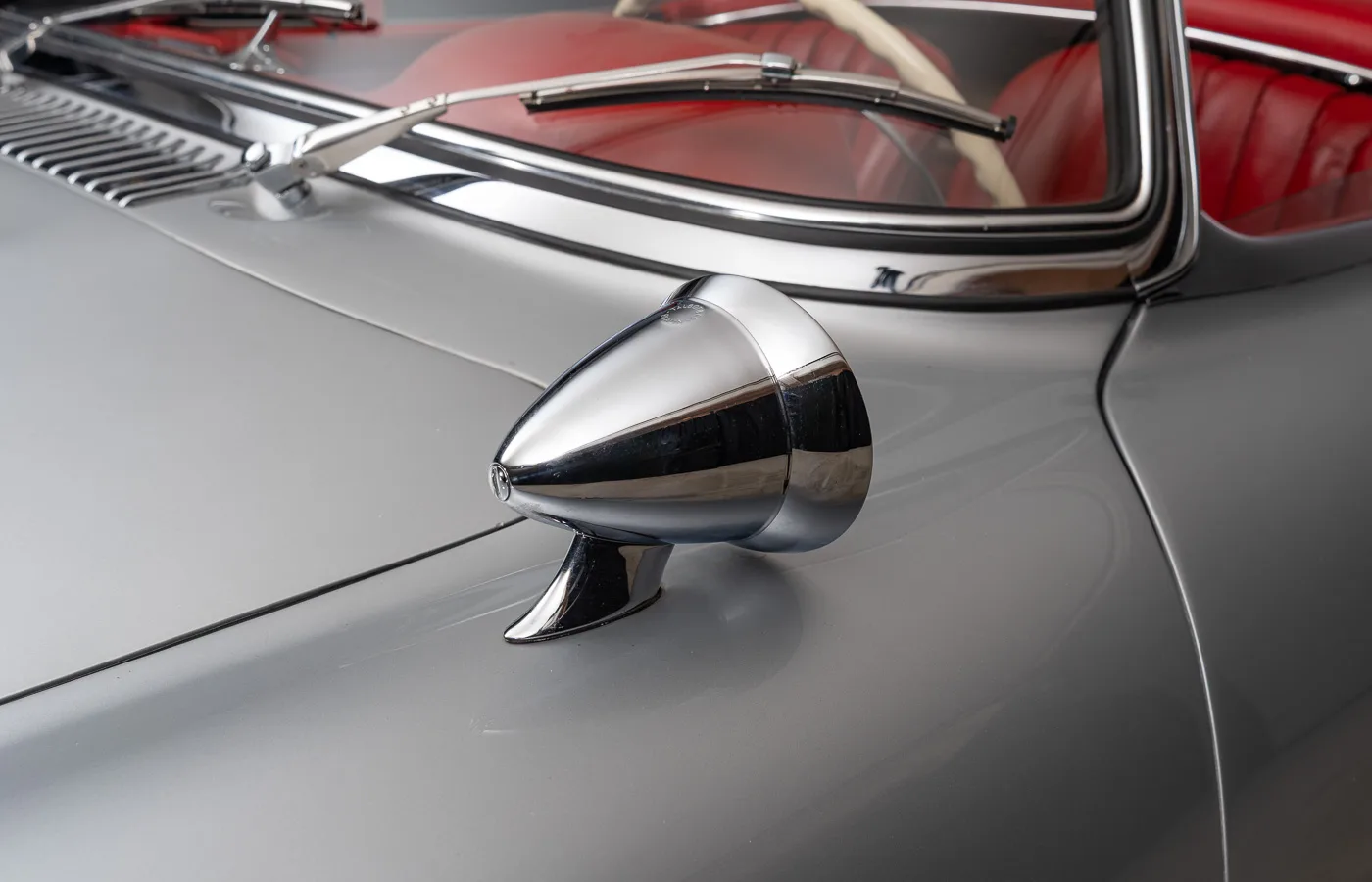 1963 Mercedes-Benz 300 SL Roadster, 25/30
