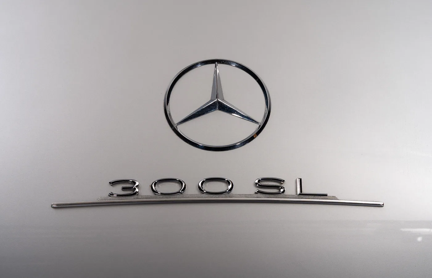 1963 Mercedes-Benz 300 SL Roadster, 28/30