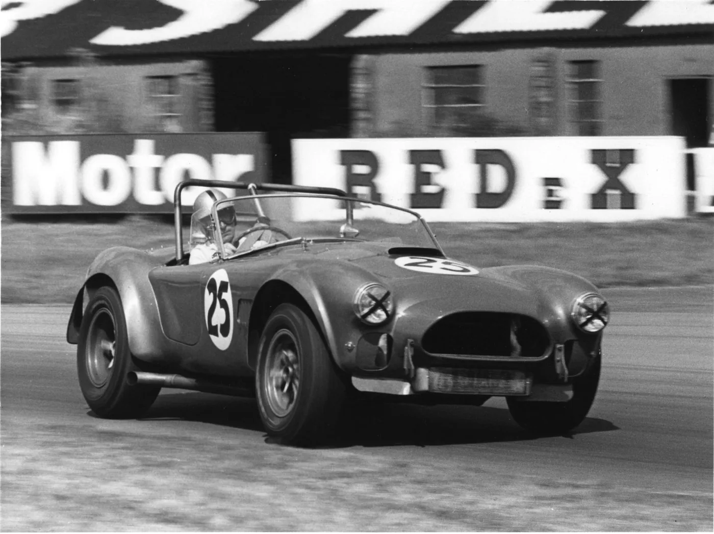 1964 AC Cobra 289 Competition angeboten von einem Fachhändler in Chorleywood, Vereinigtes Königreich, Foto 5 von 15