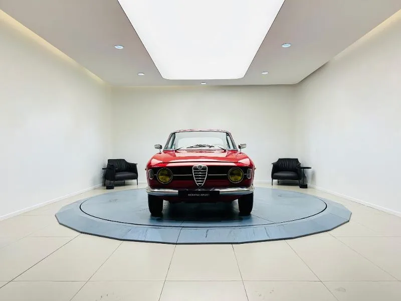 1964 Alfa Romeo Giulia Sprint GT, 6/20