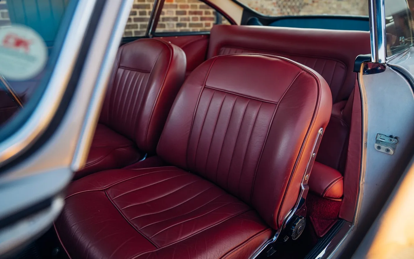 1964 Aston Martin DB5 offered by a specialist dealer in Chorleywood, United Kingdom, photo 5 of 15