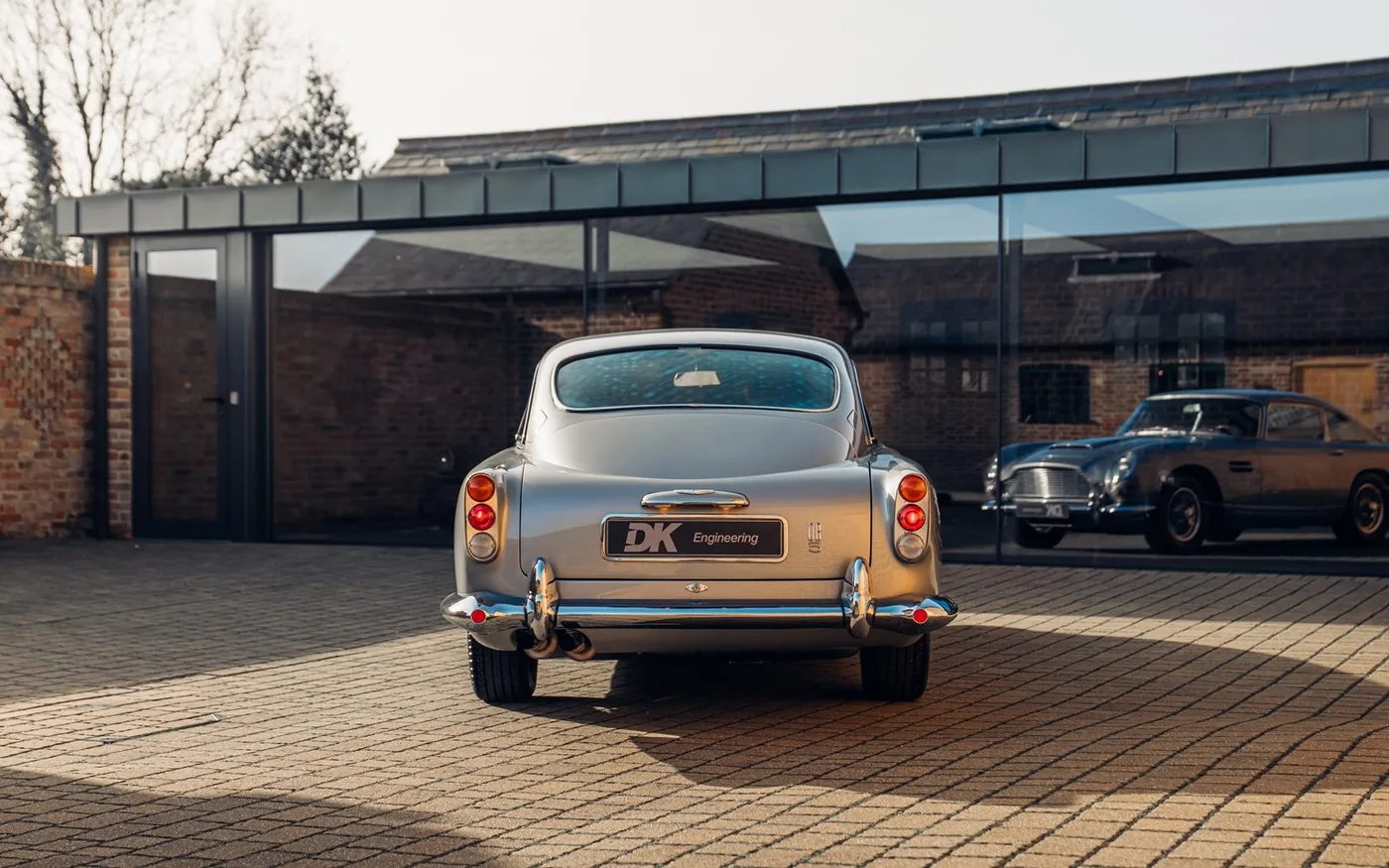 1964 Aston Martin DB5 offered by a specialist dealer in Chorleywood, United Kingdom, photo 7 of 15