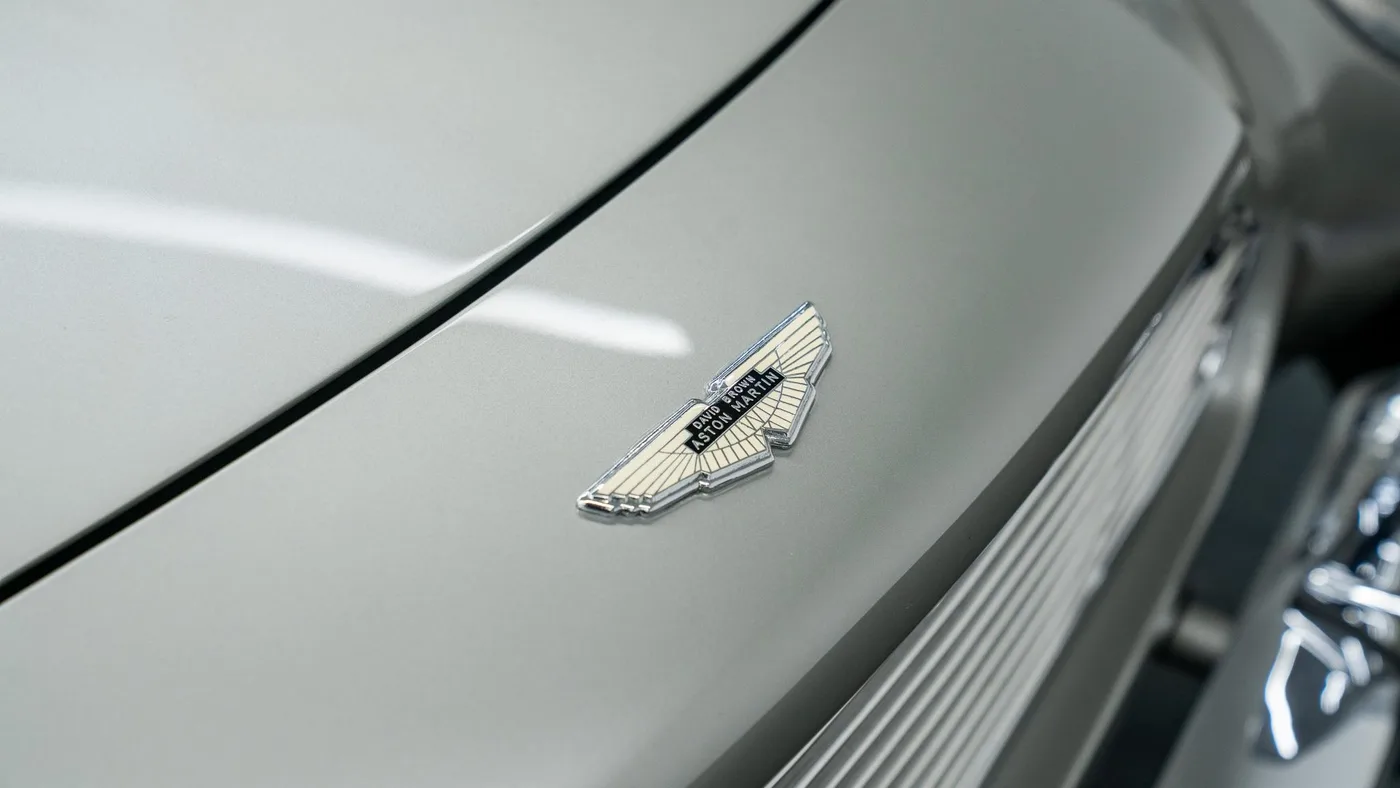 1964 Aston Martin DB5 offered by a specialist dealer in Swadlincote, United Kingdom, photo 9 of 15