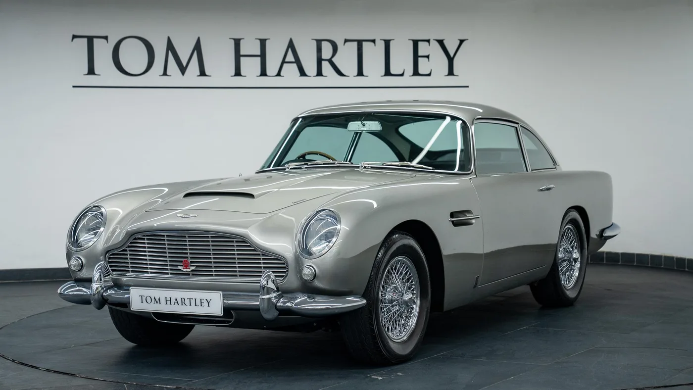 1964 Aston Martin DB5 offered by a specialist dealer in Swadlincote, United Kingdom, photo 11 of 15