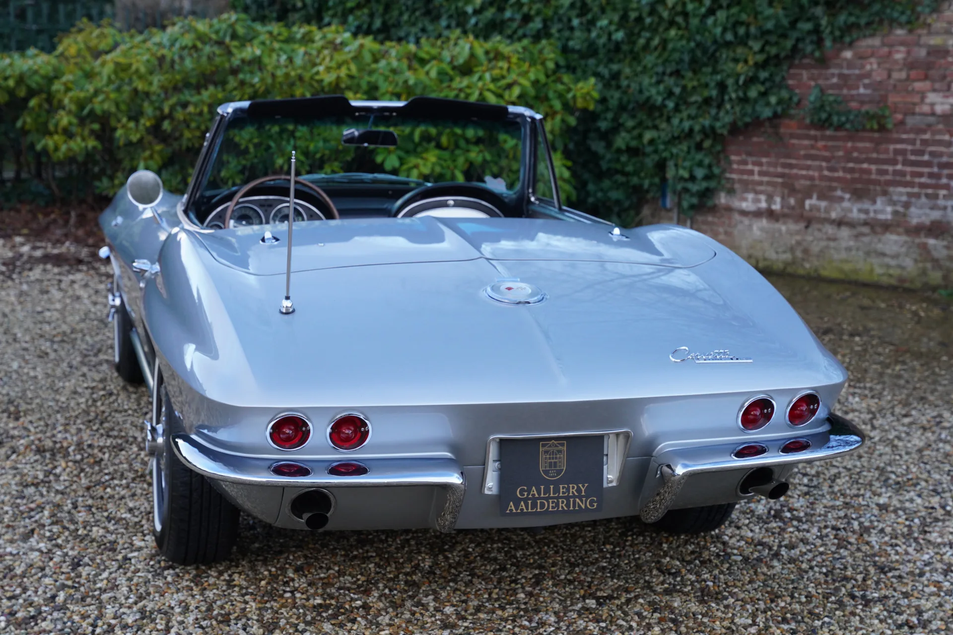 1964 Chevrolet Corvette C2 Sting Ray Convertible, 19/30