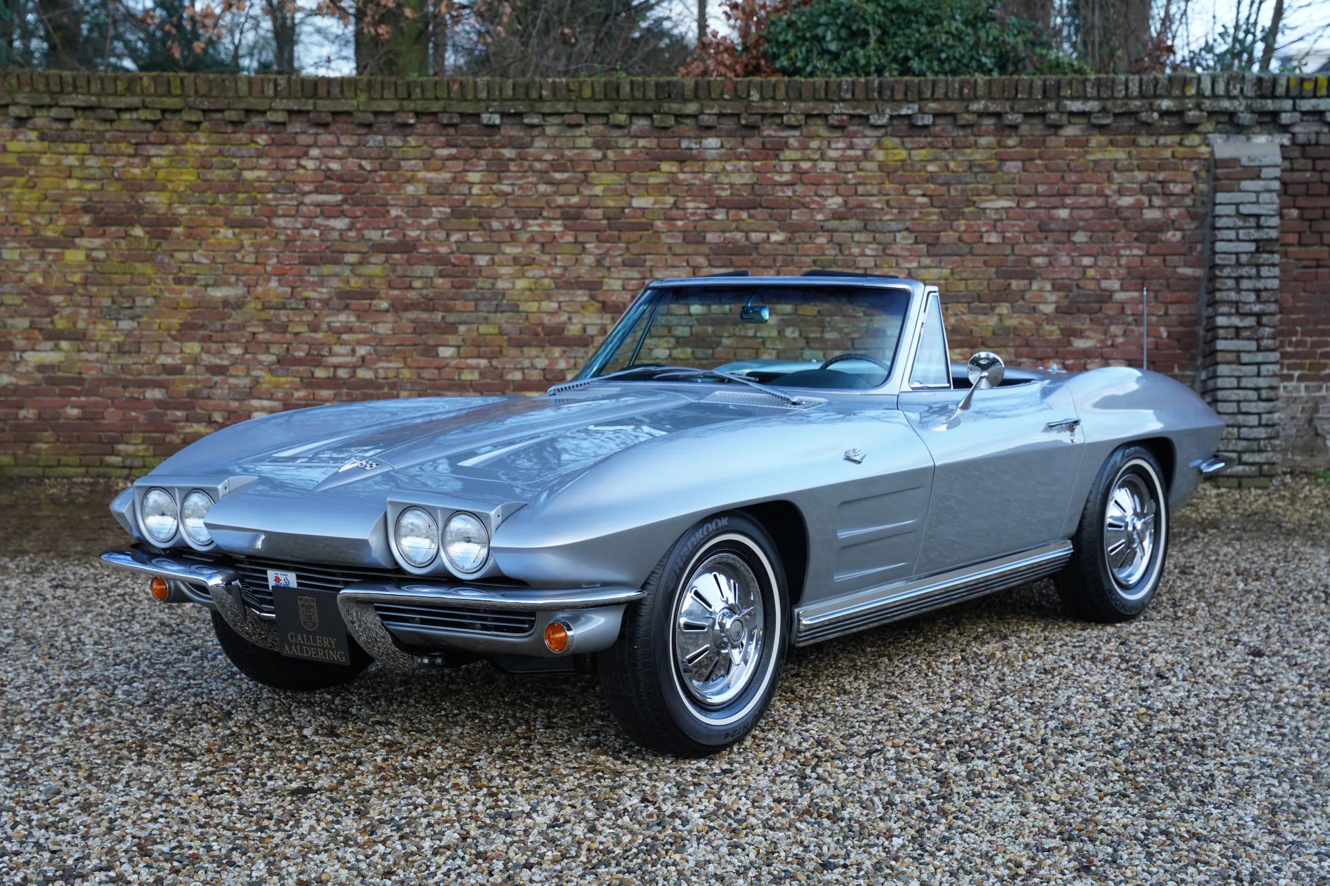 1964 Chevrolet Corvette C2 Sting Ray Convertible, 28/30